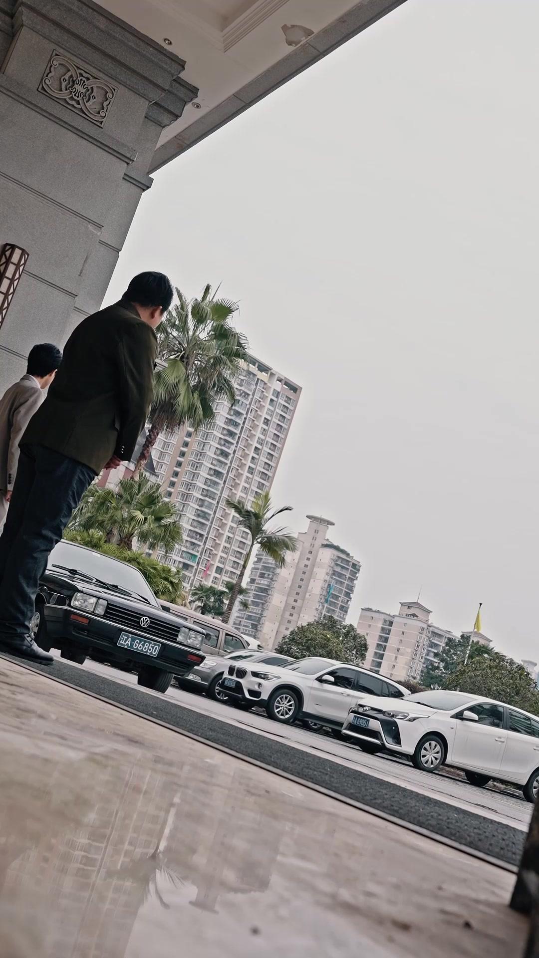 พี่น้องคนละทาง