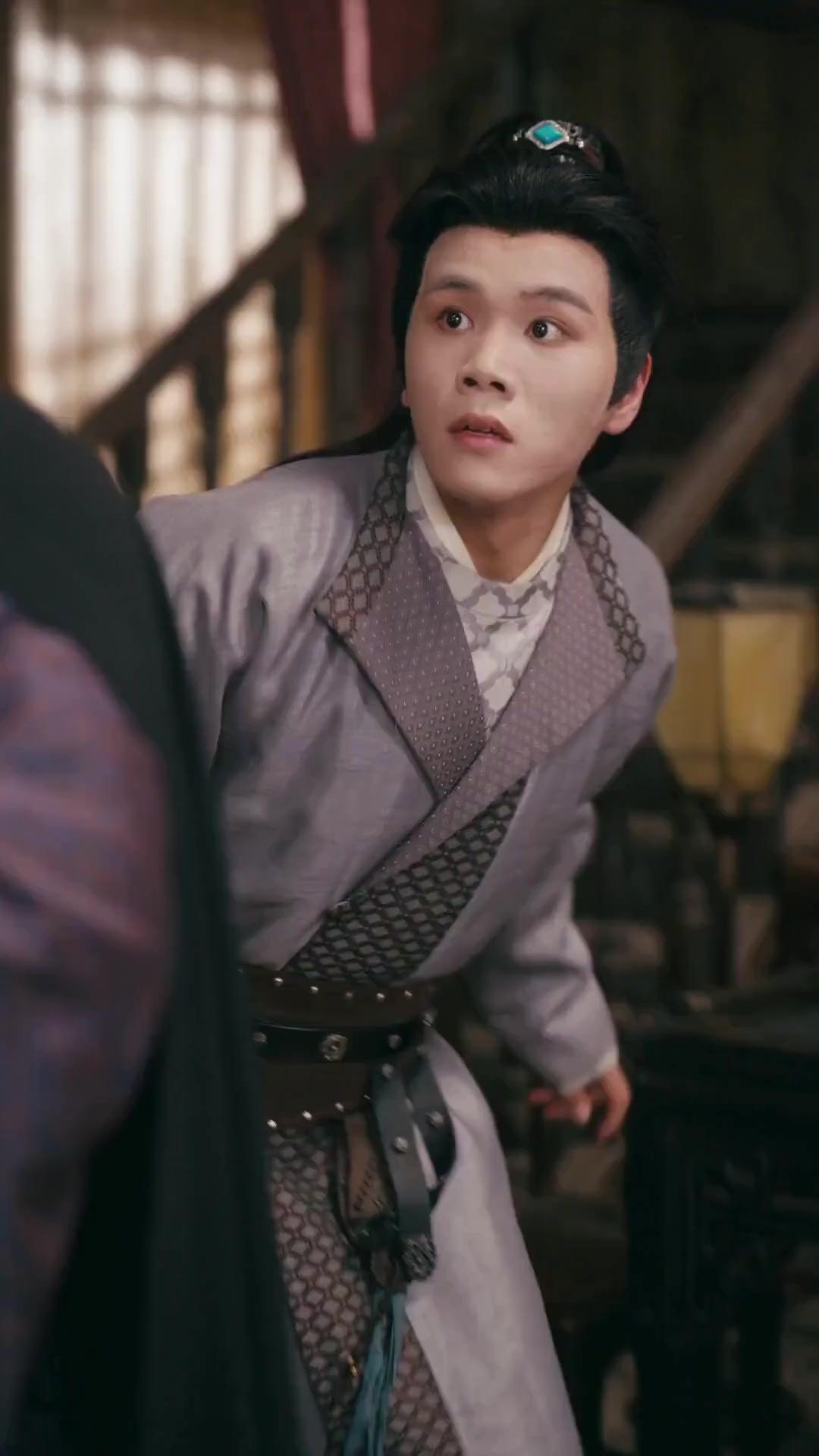 (Dublajlı) Zırhın ve Yeminin Yolu