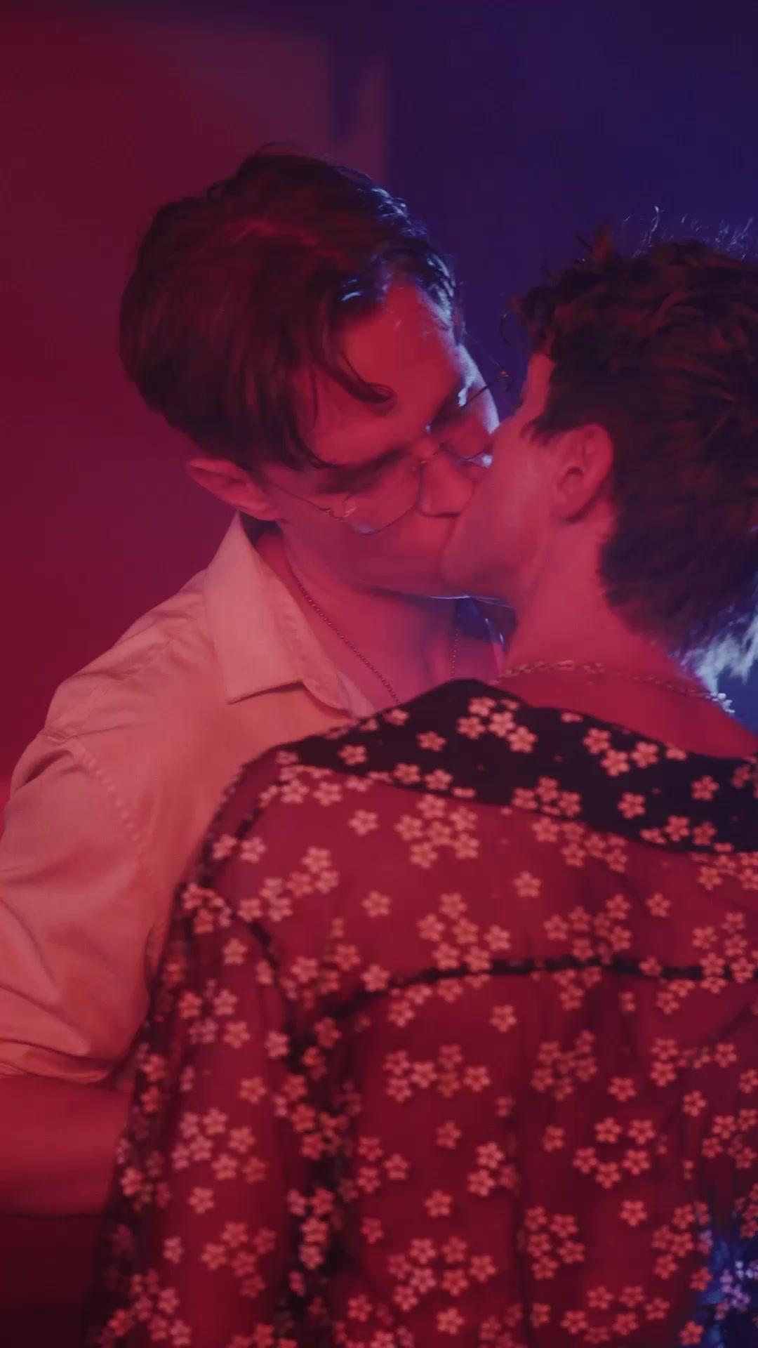 Golden Feather: Temptation Game