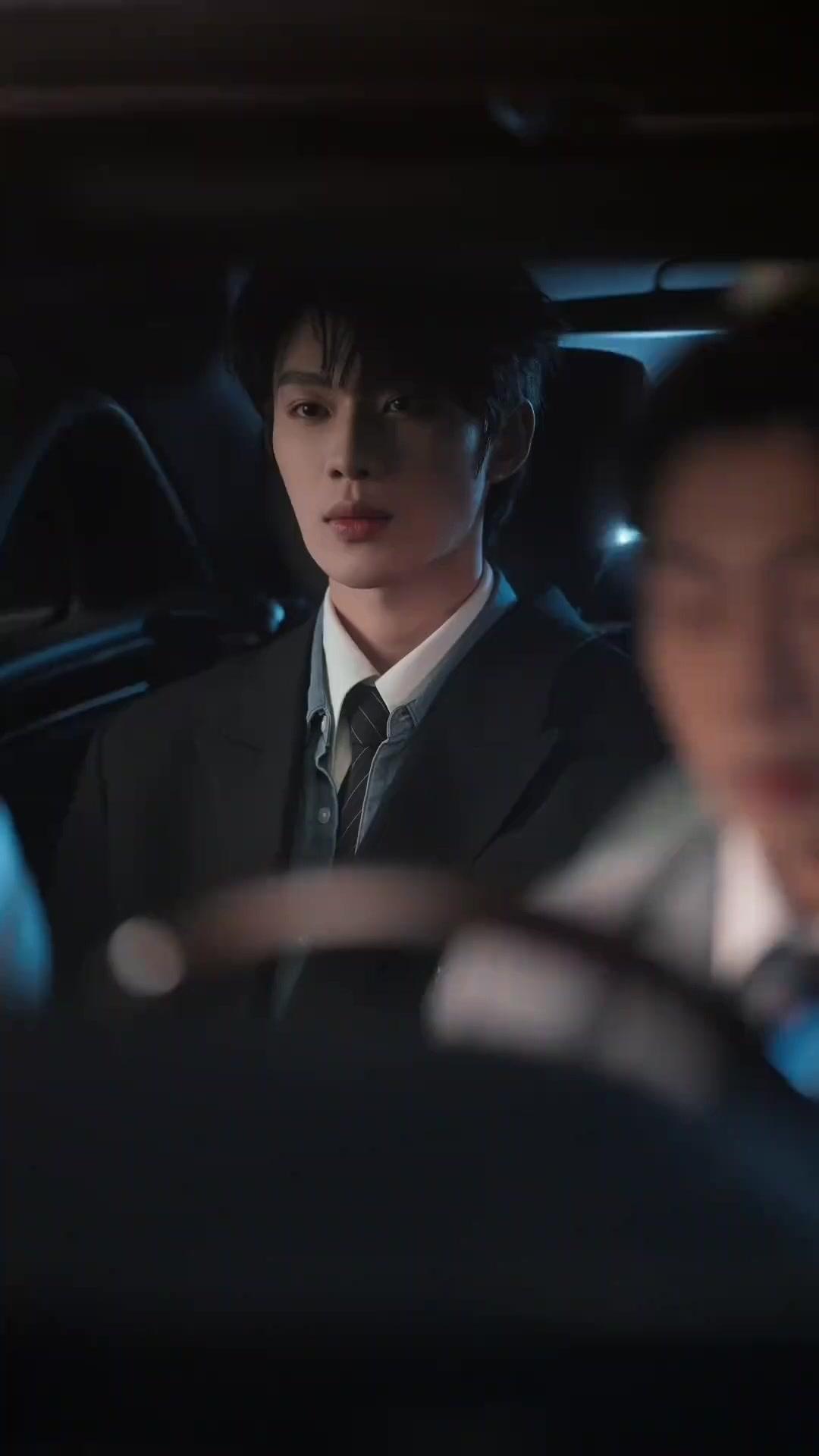 君にこそ、すべてを捧げる