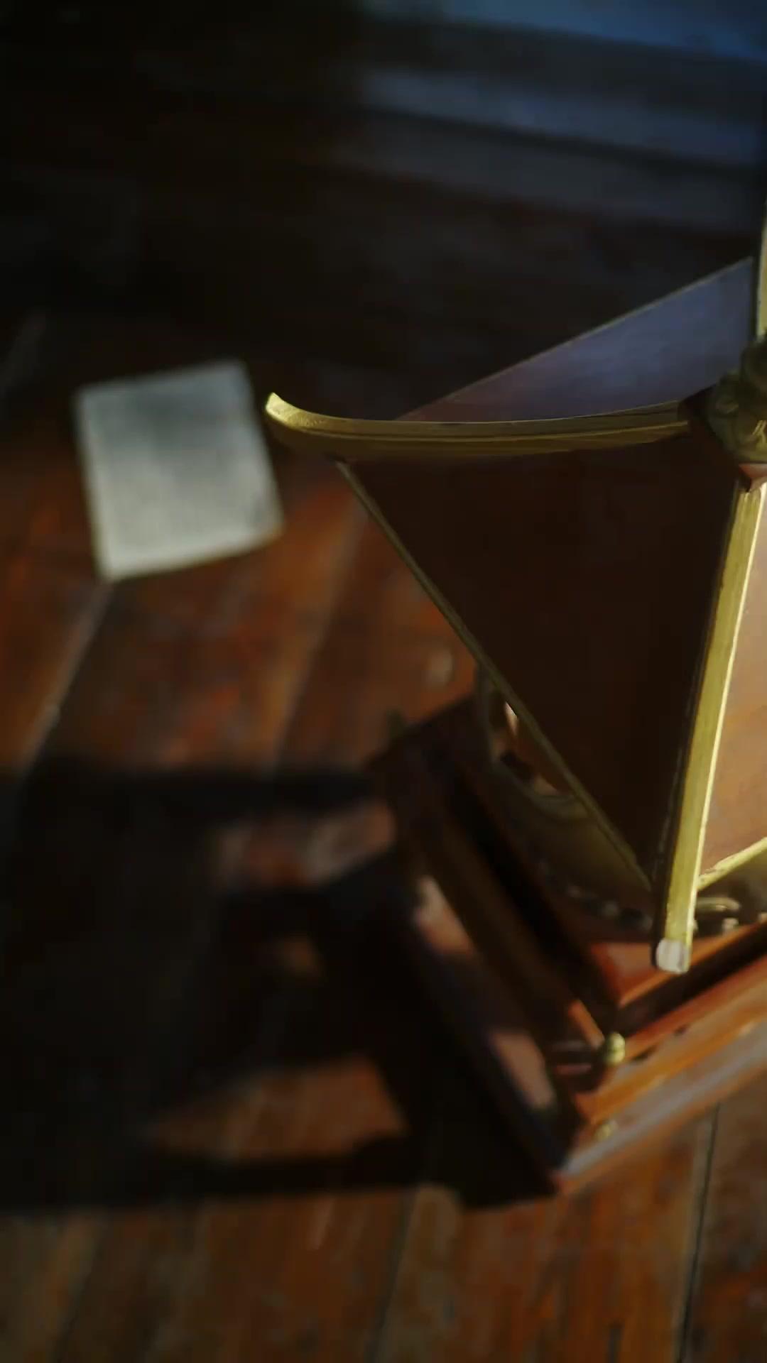 落とし胤の道楽者、この天下を頂く