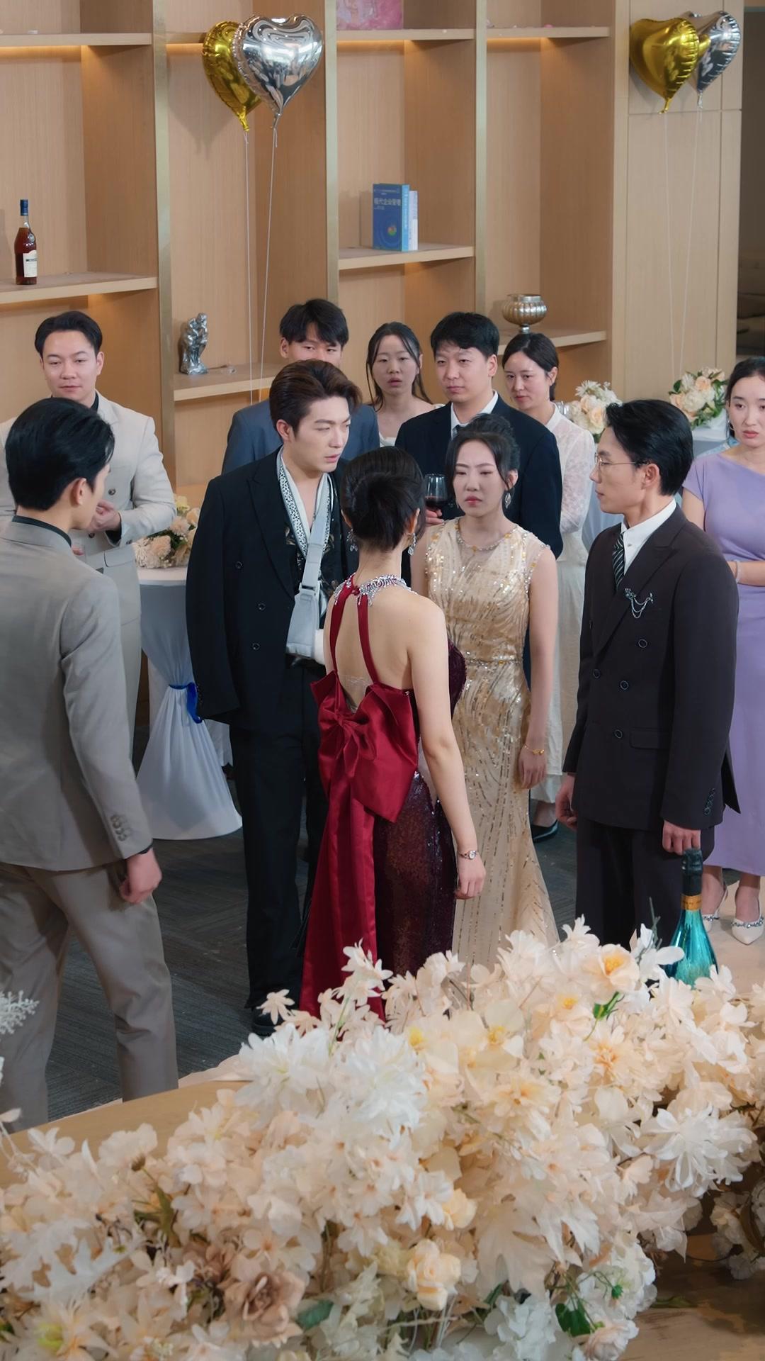 Con mi tarjeta, pagó a su amante