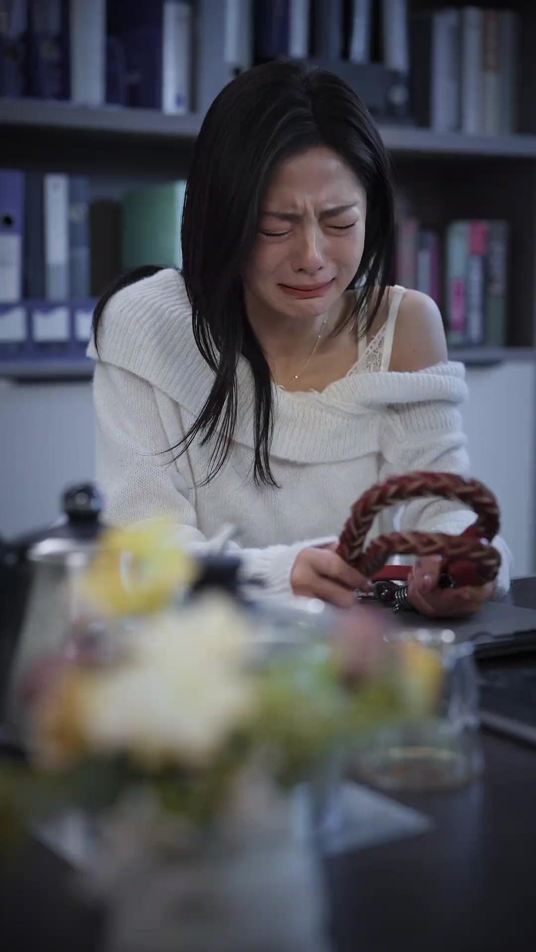 DANGEREUSEMENT À TOI