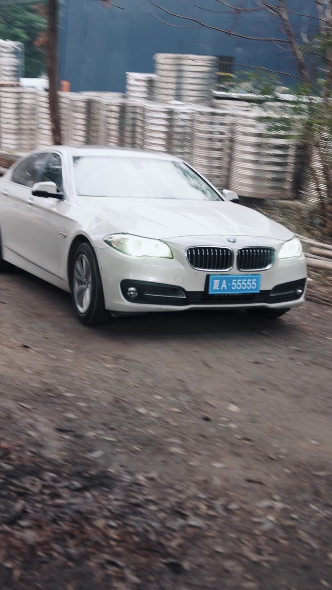 Mr. Rented, Mr. Right