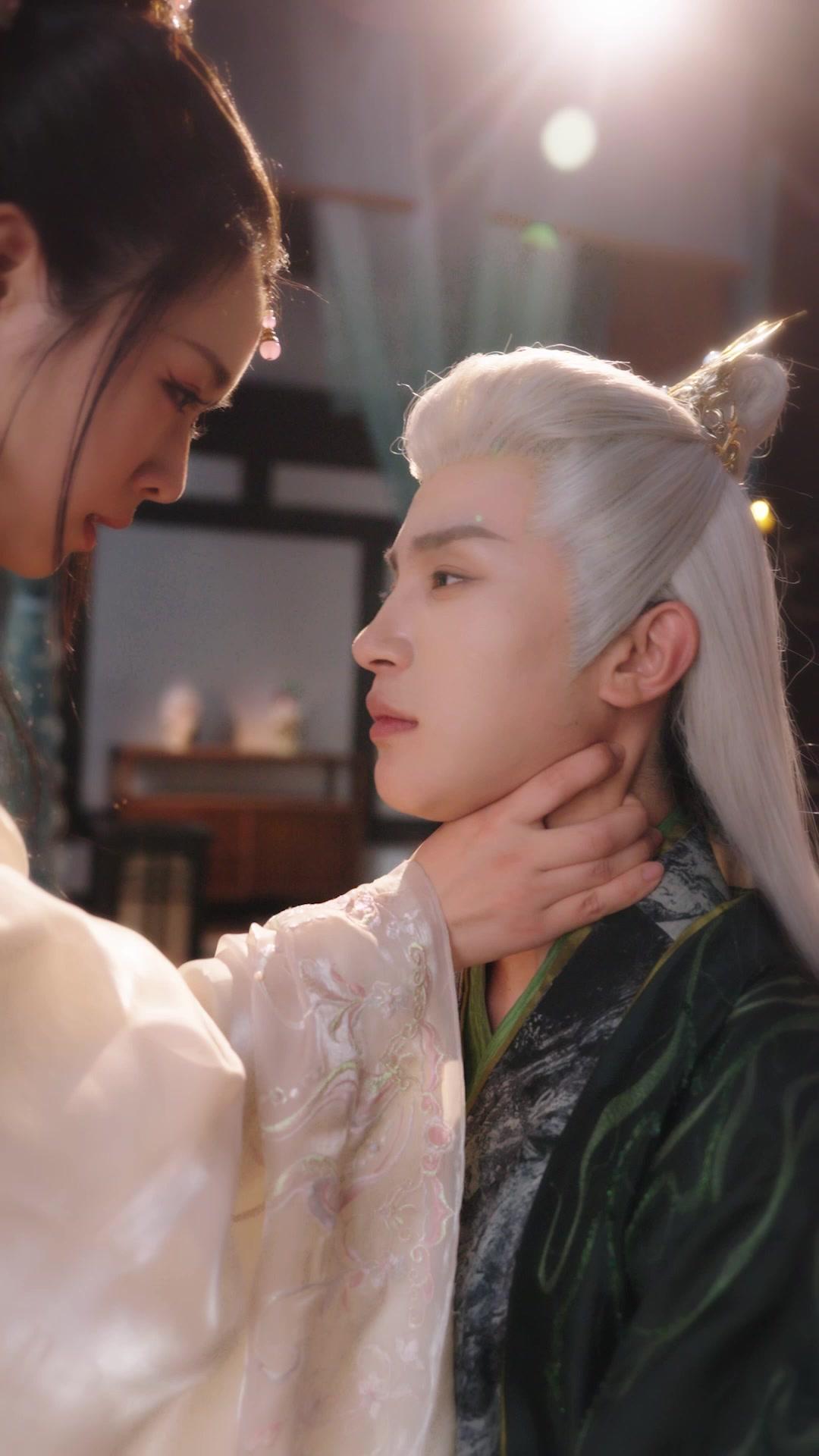 女帝的星盤囚徒