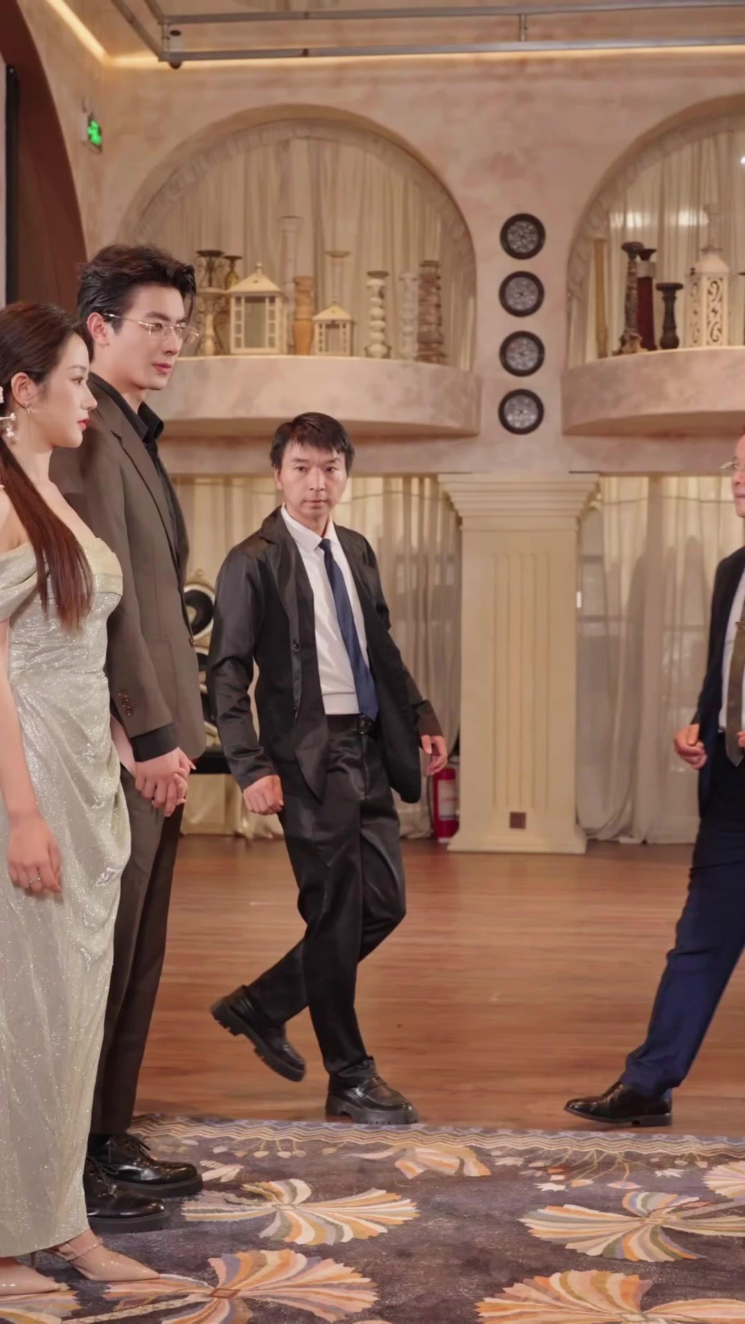 Un beso, un matrimonio