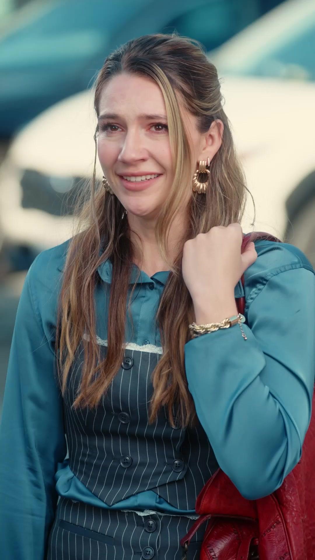 Cativa na Sua Gaiola de Ouro