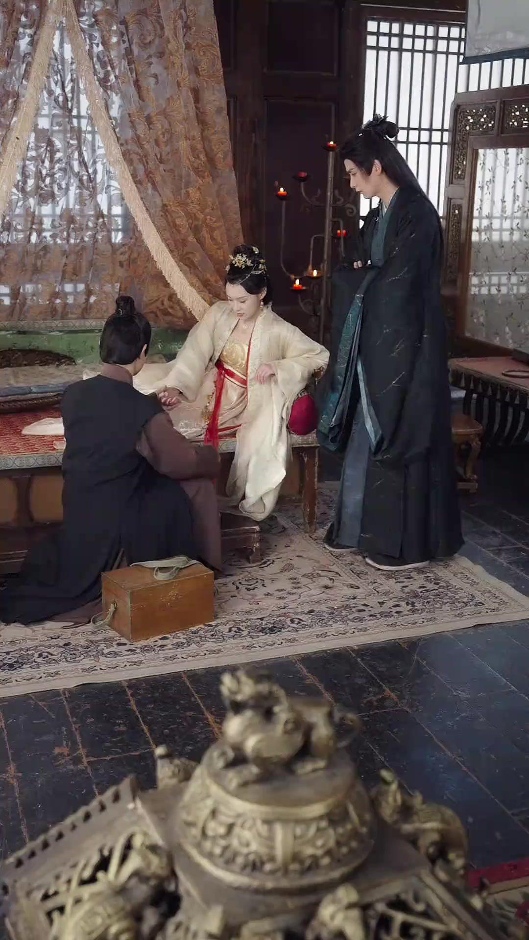 (Doblado)Tres danzas por amor