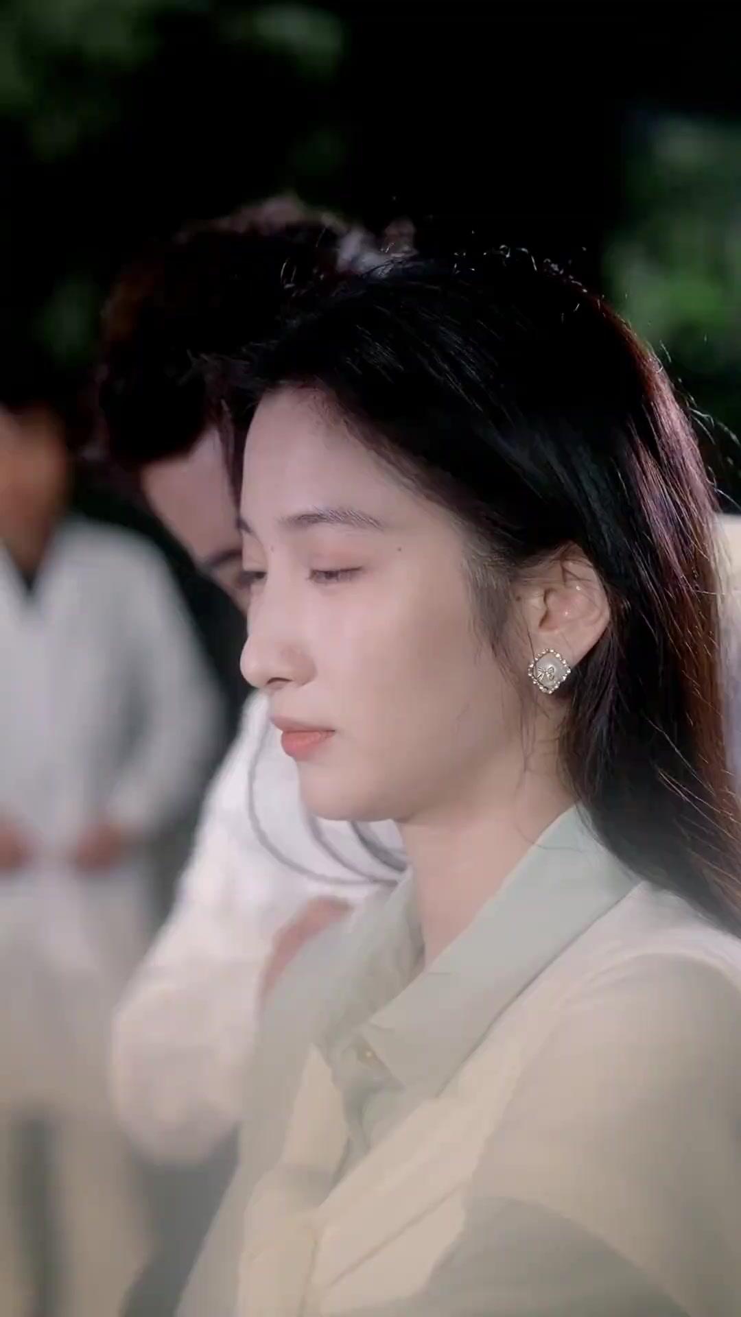 (พากย์เสียง) รักปลอมๆ หลงจริงจัง