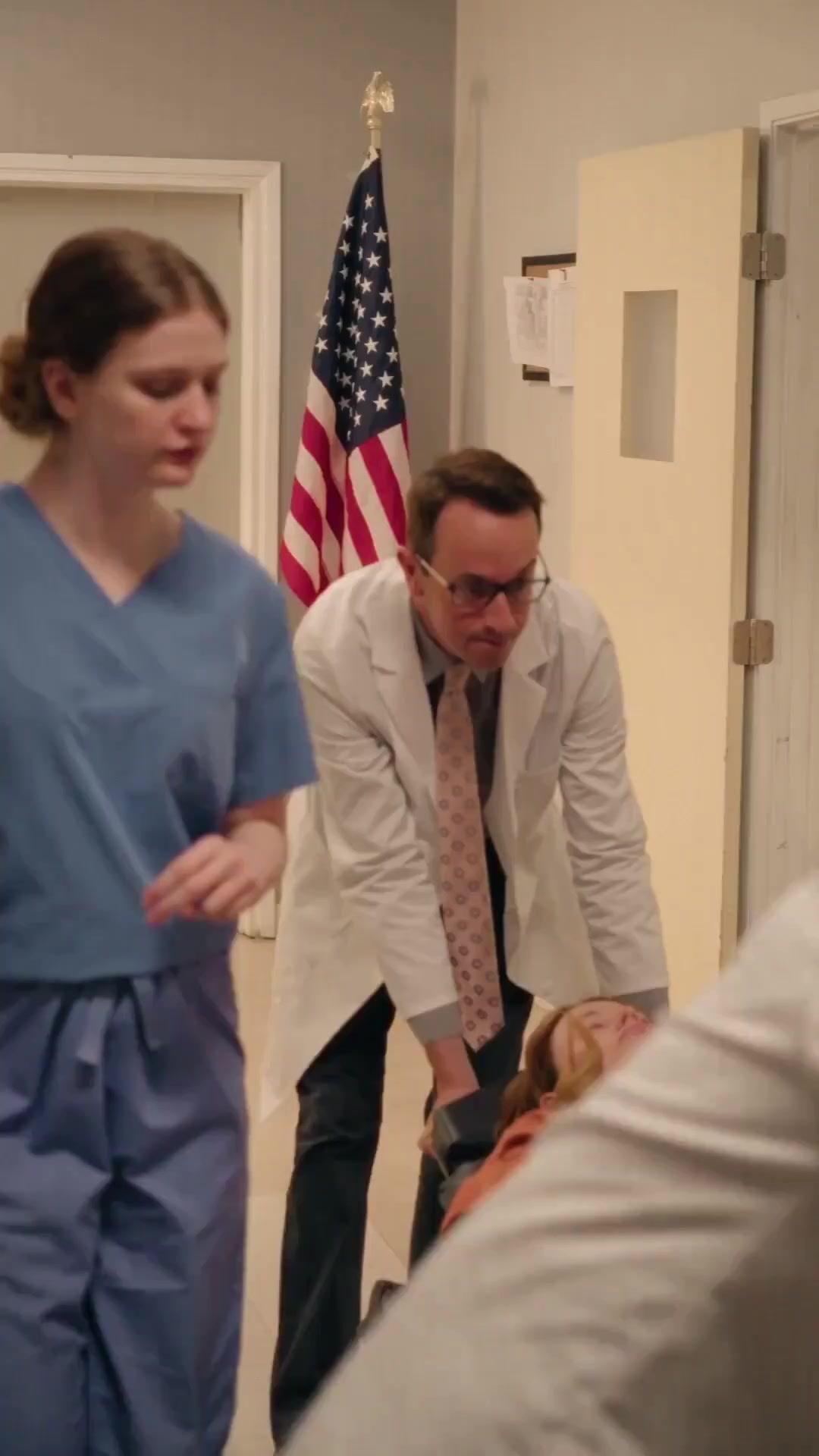 (Dublagem) Meu Papai Promotor, Salve a Mamãe!