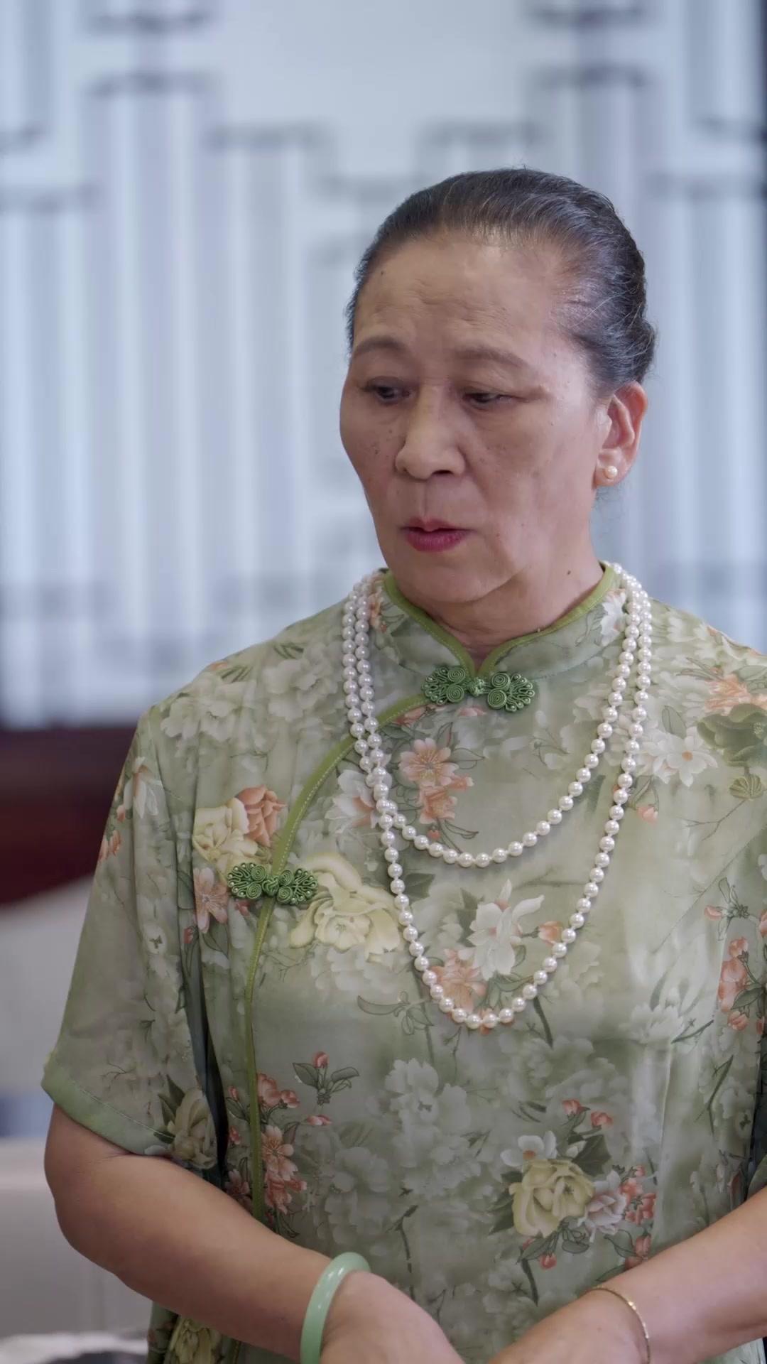 ¡Mi abuela es una niña!