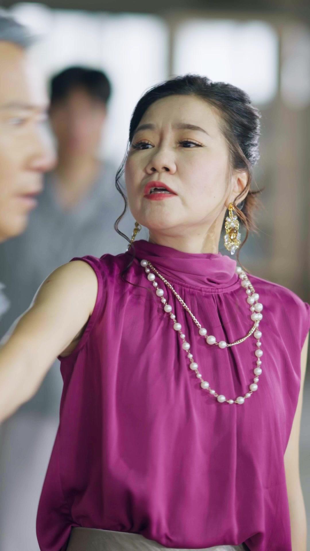 Reencontro e Confronto: Pai e Filho vs. Mal