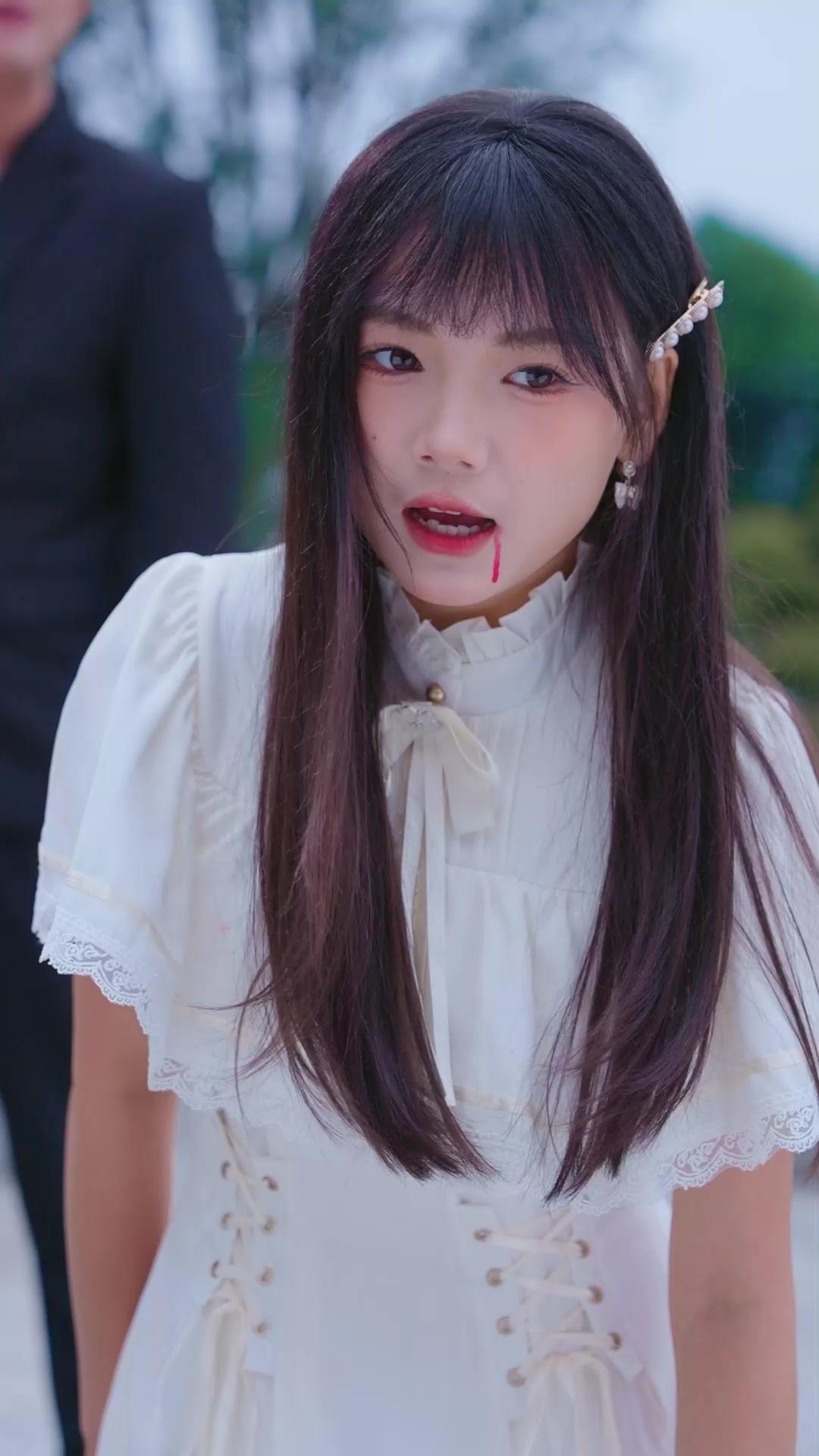 Phá Vỡ Phong Ấn