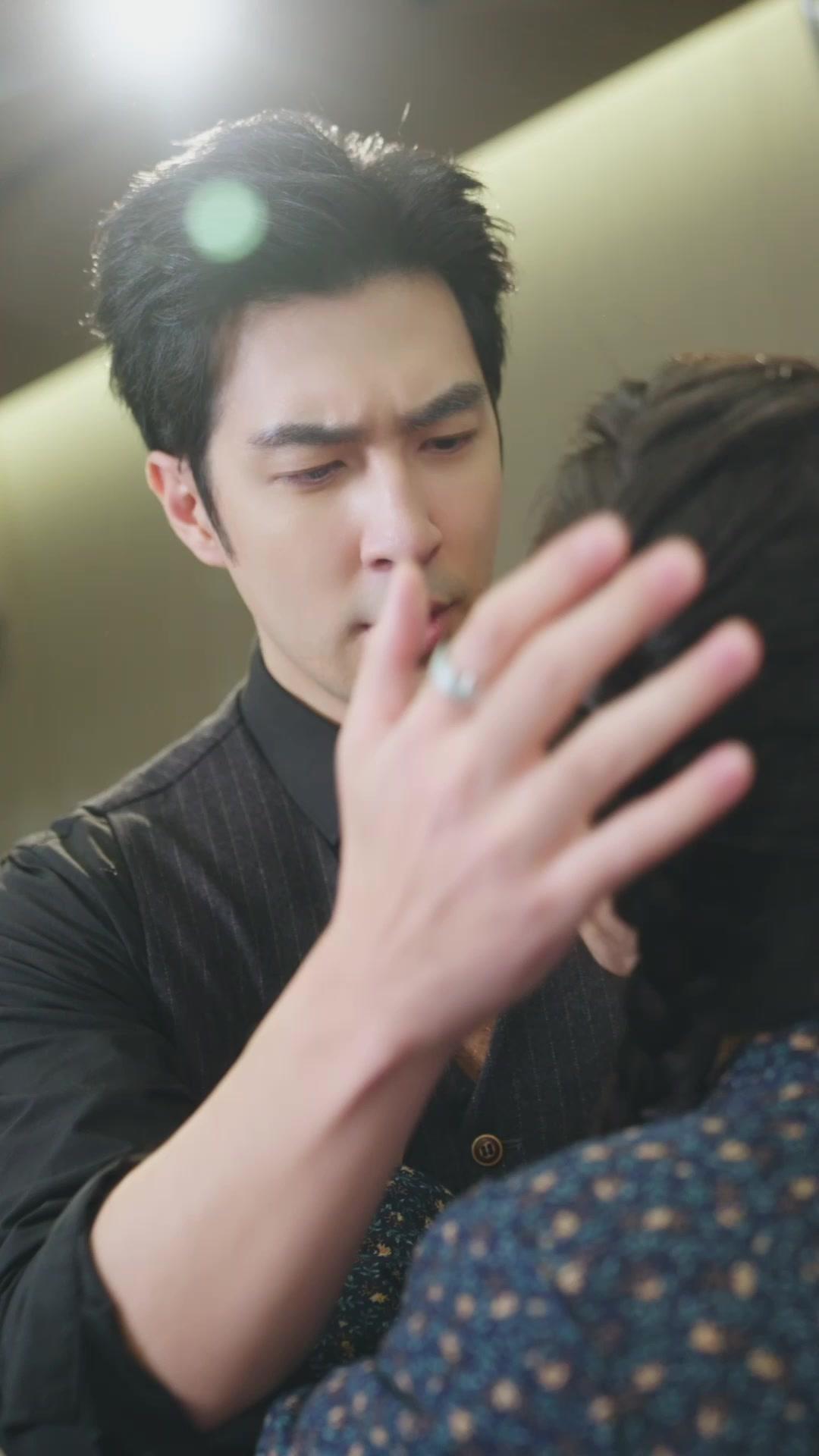 Kejutan Cinta Dengan CEO