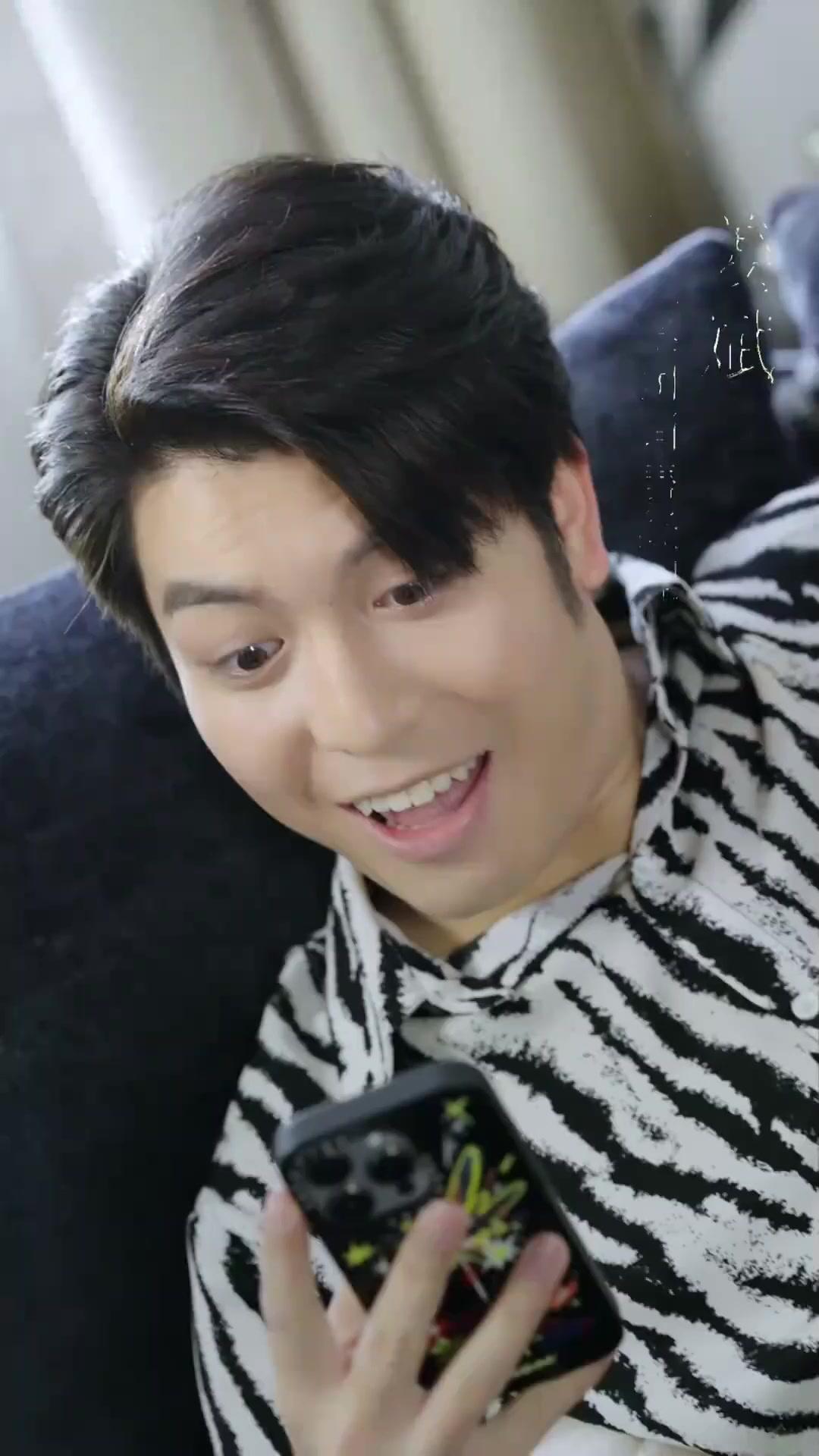 先生、そいつ偽物です