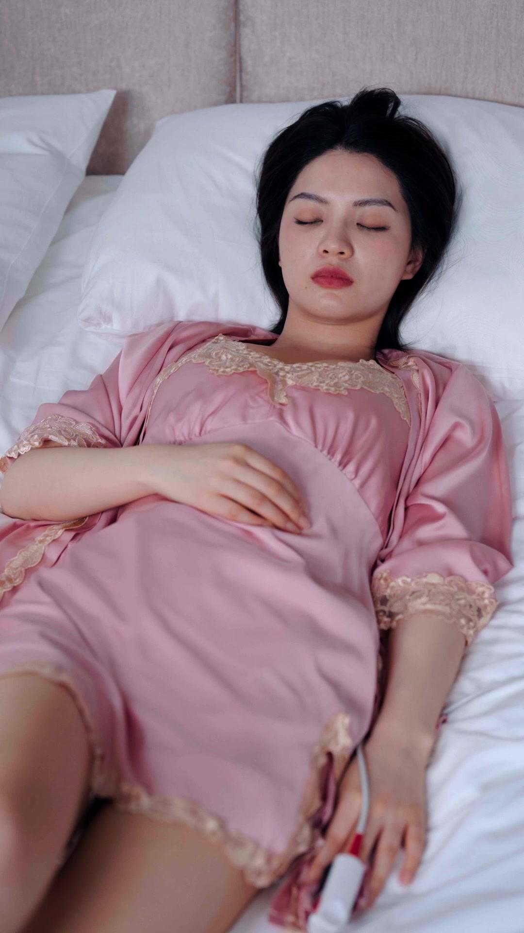 When Sleeping Beauty Tests Love