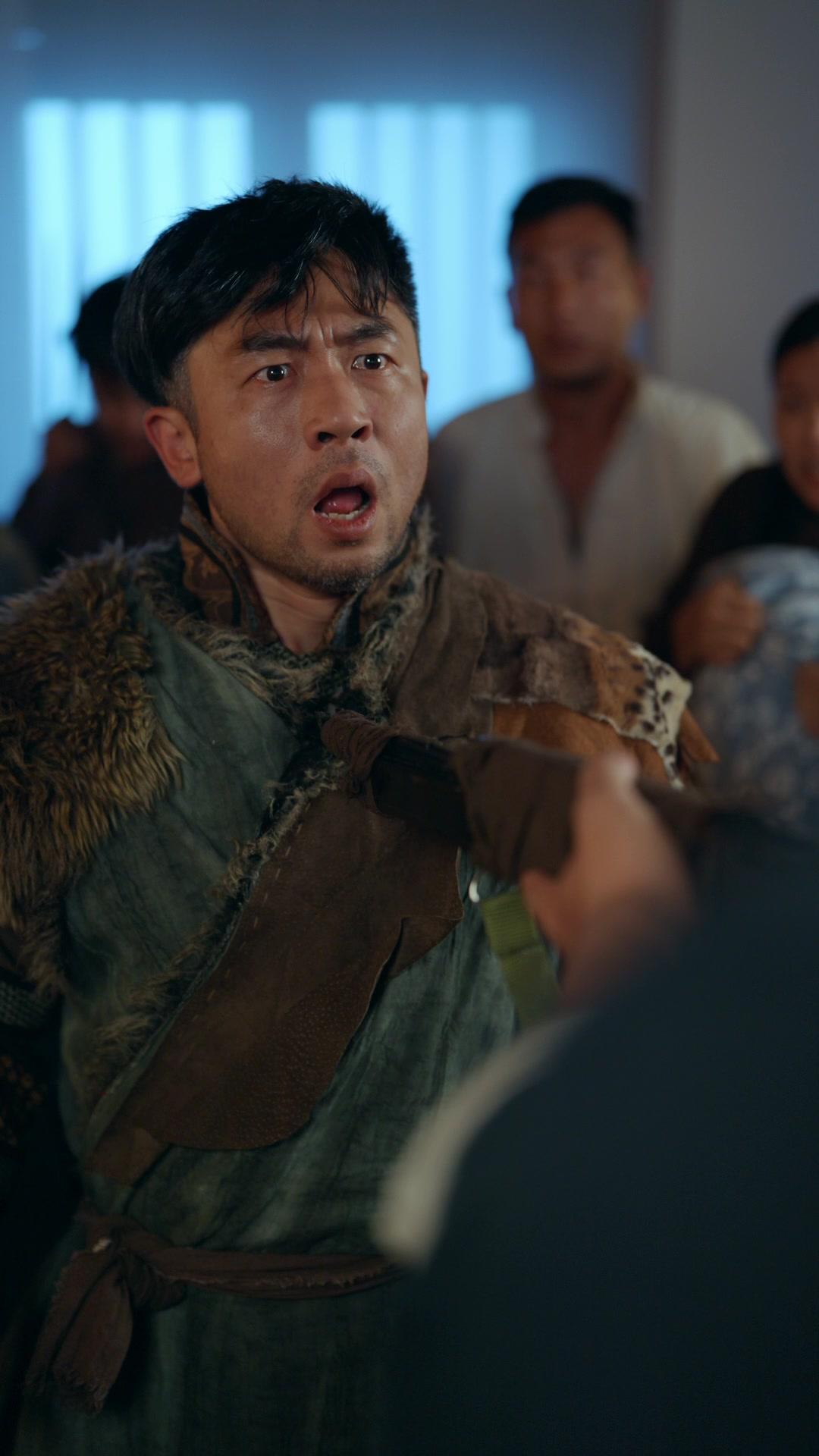 哀牢山驚魂人面熊