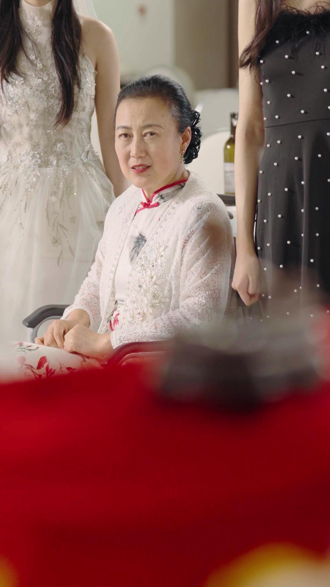 Ketibaan Burung Emas