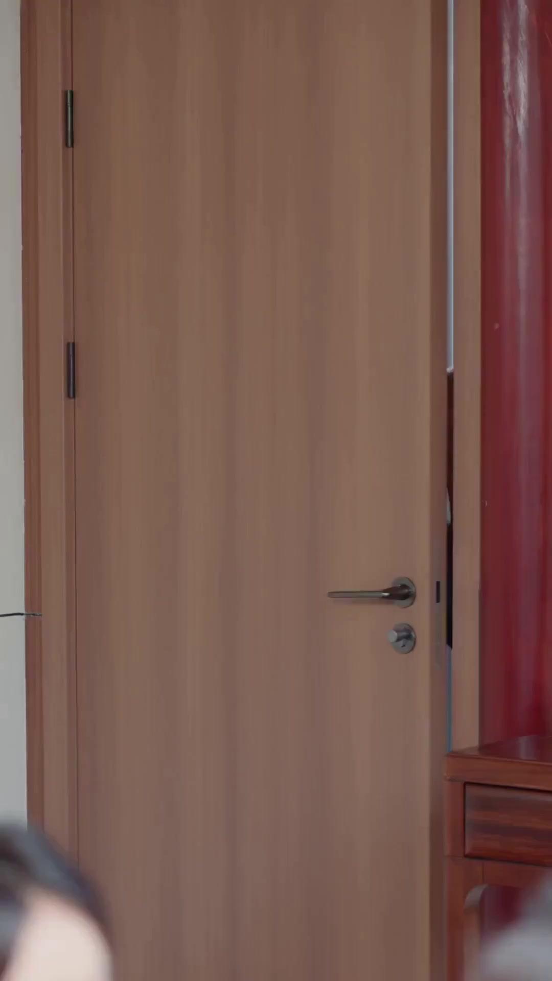 (Dublagem) Verdadeira Herdeira Não se Deixa Envergonhar