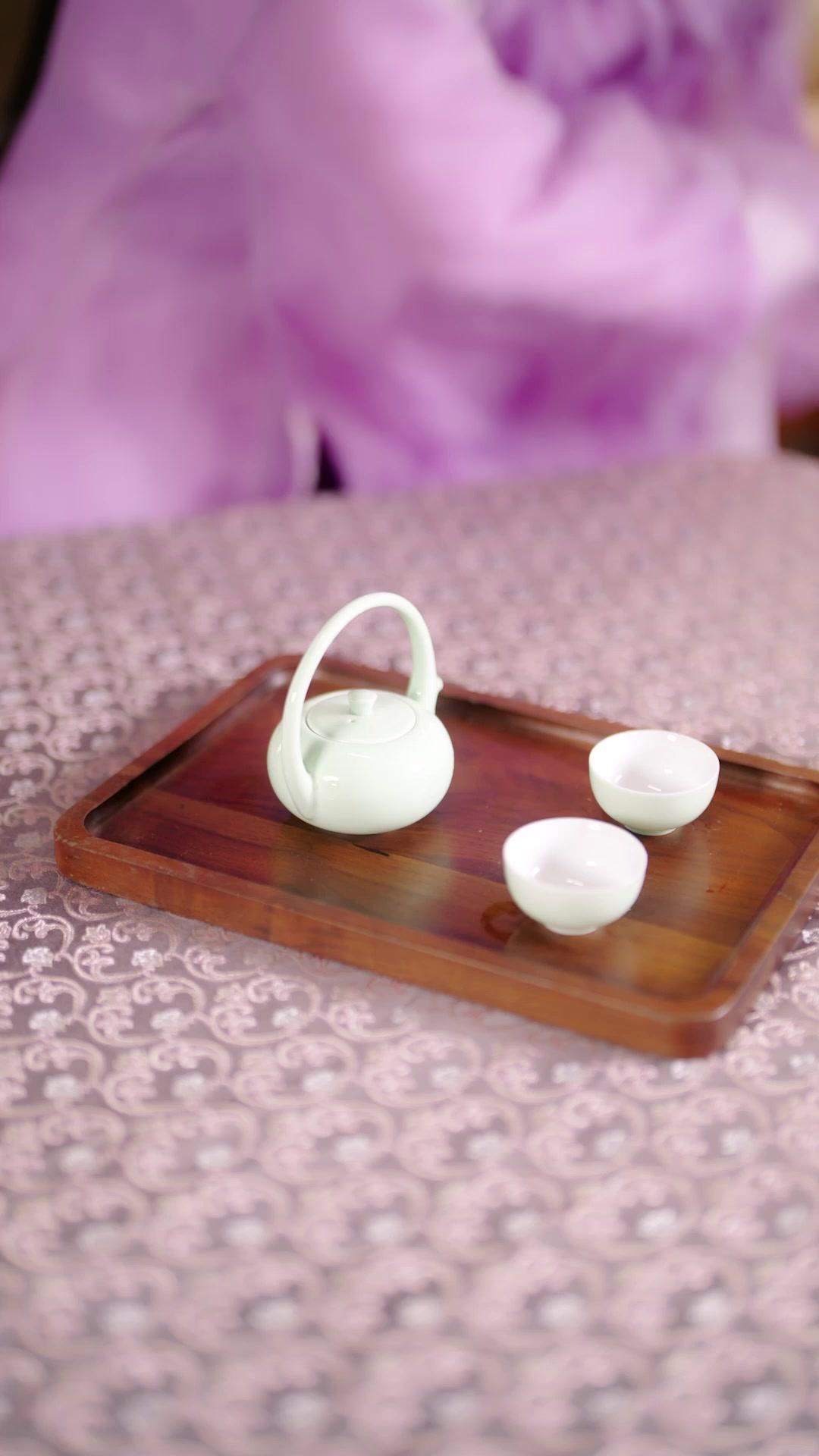 北狄の狼は星を見上げる