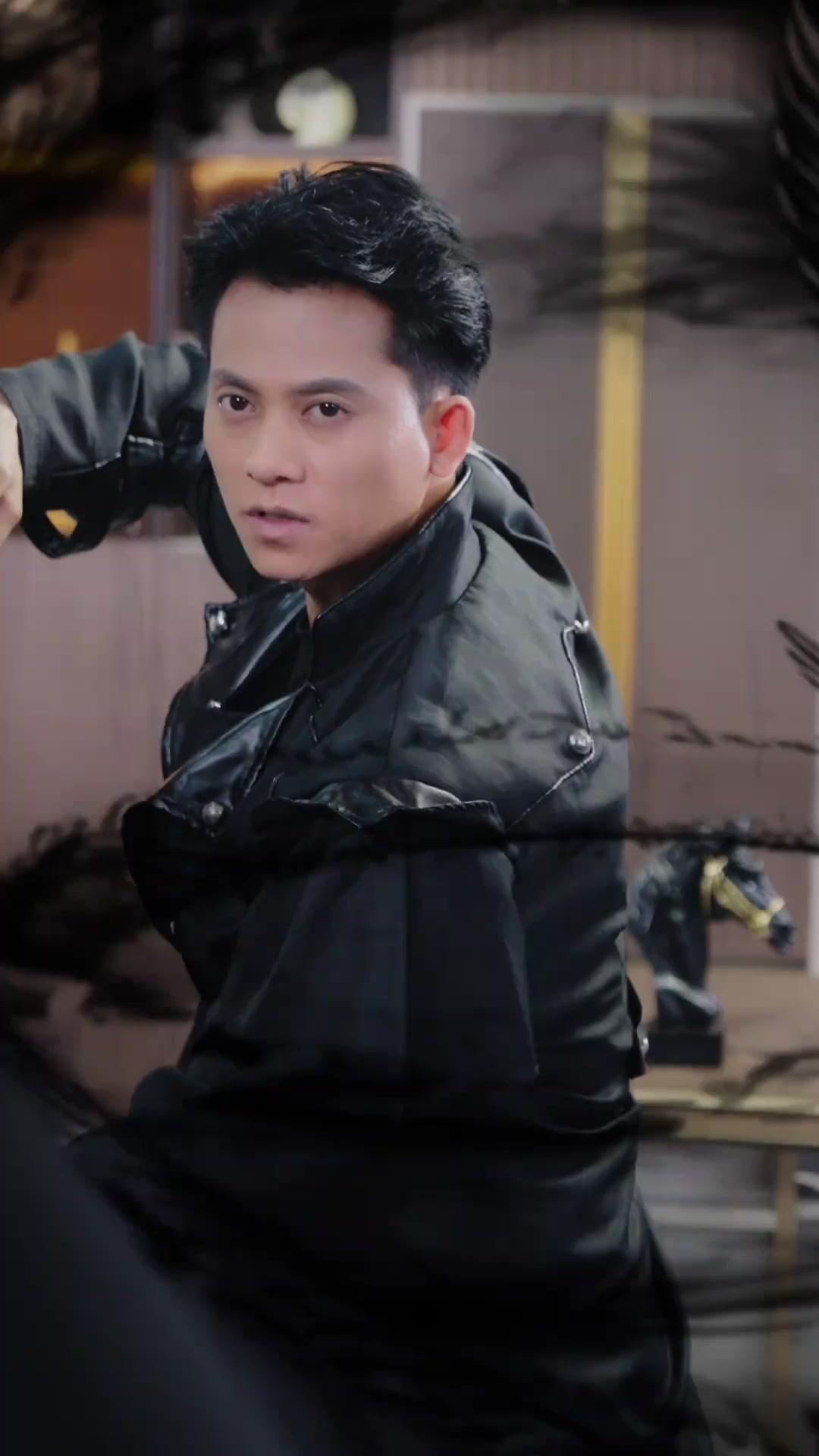 Tuan Muda dan Pengawalnya