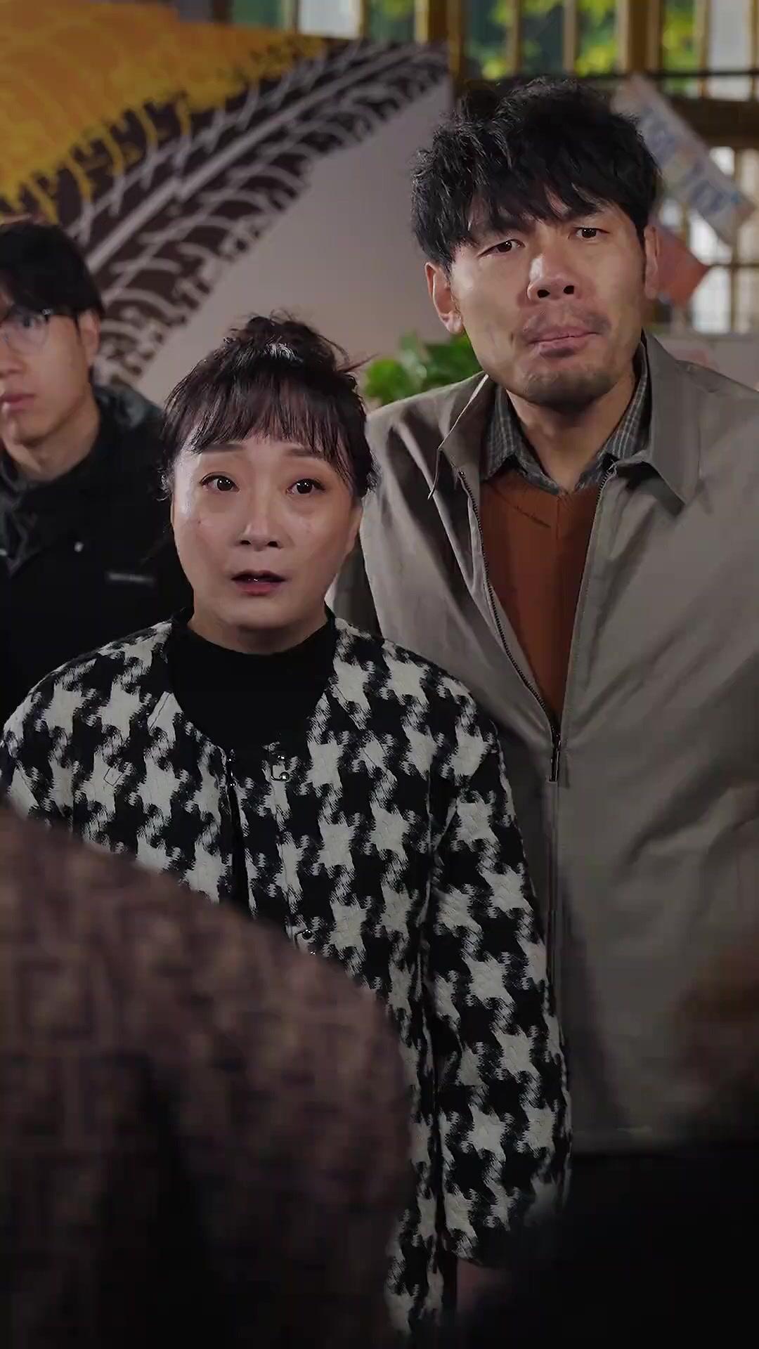 MÈRE INDULGENTE, FILS CONDAMNÉ