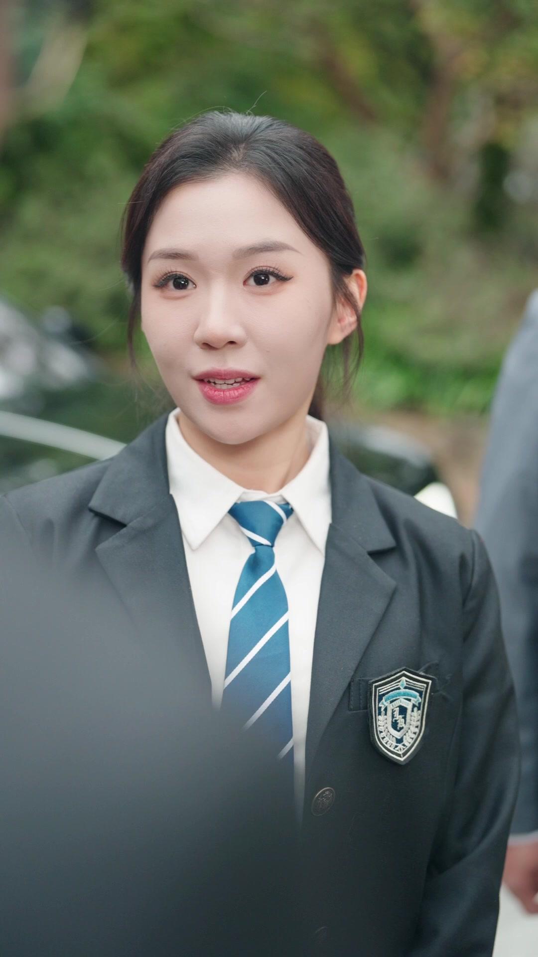 Puteri Sekolah Kembali Berkuasa