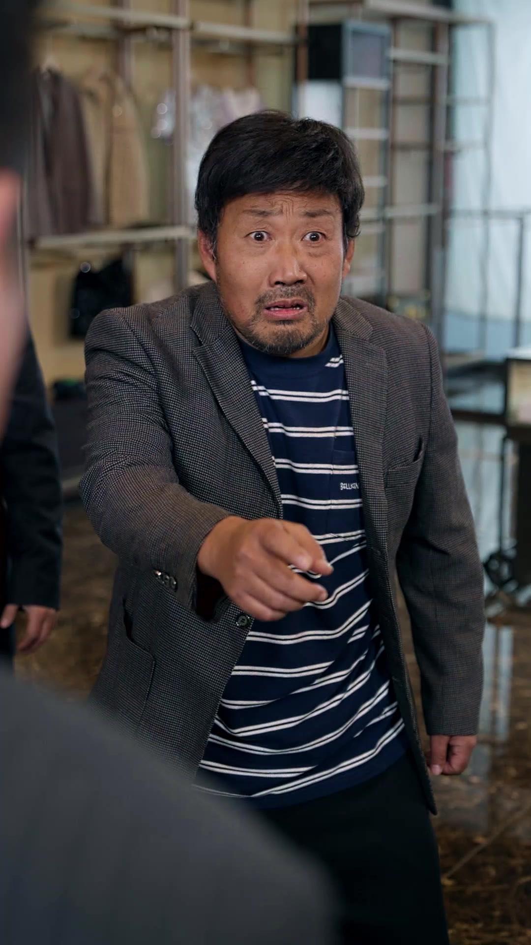 Drama Besan Kerana Seekor Ayam 