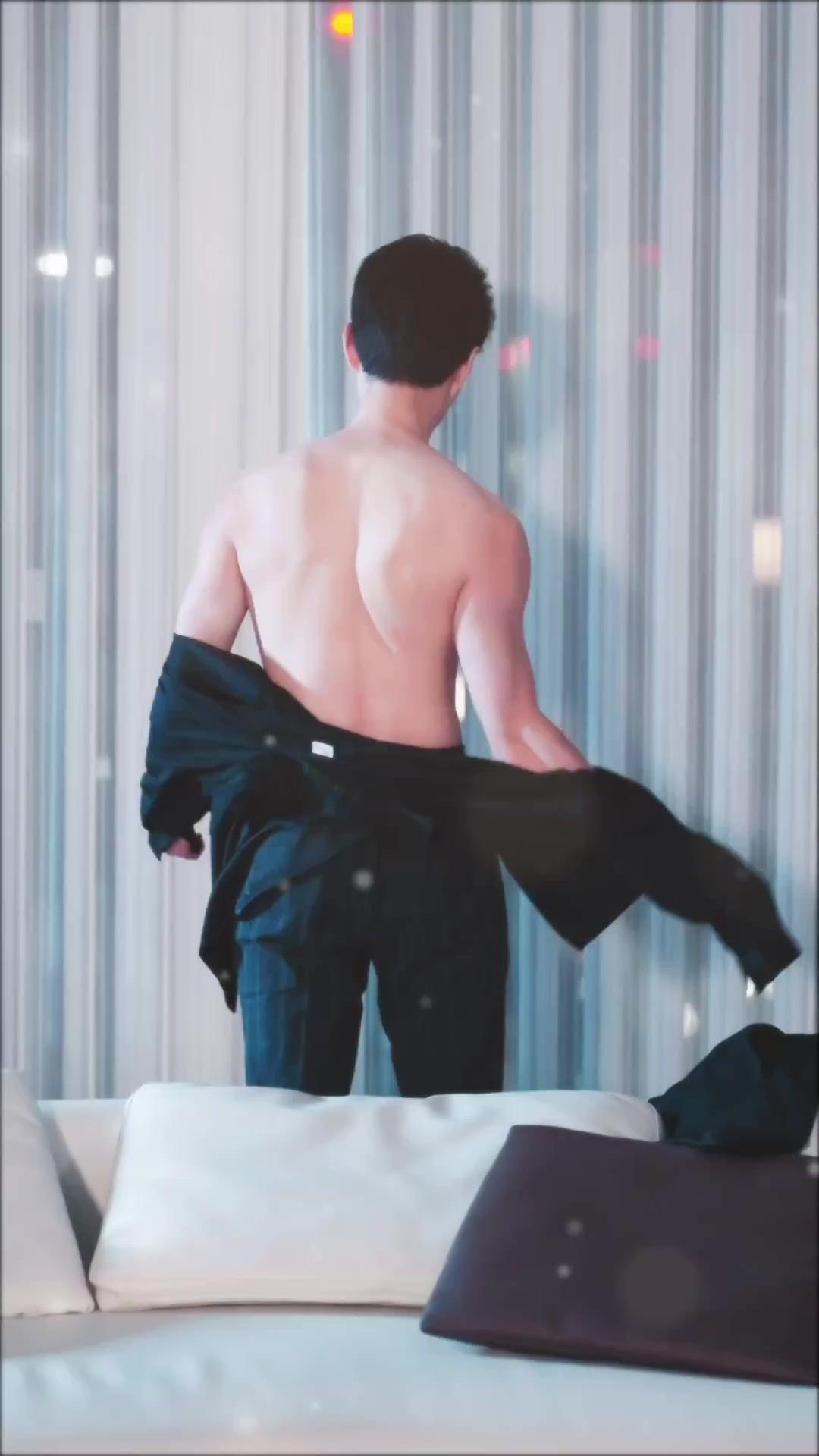 CHÉRI, À TOI DE JOUER !