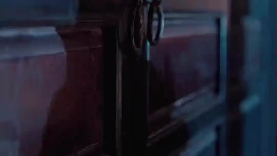 (Doblado) El guerrero divino perdido: La princesa, el maestro y la serpiente de seda