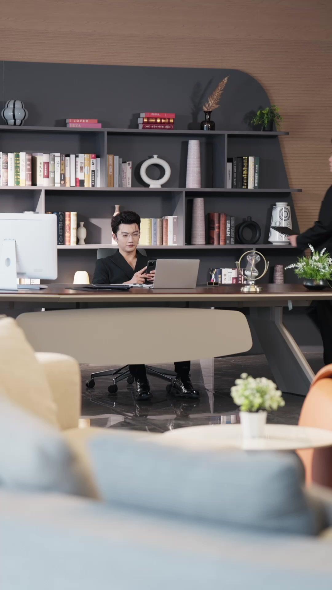 My Ex's Uncle... Is Obsessed With Me?