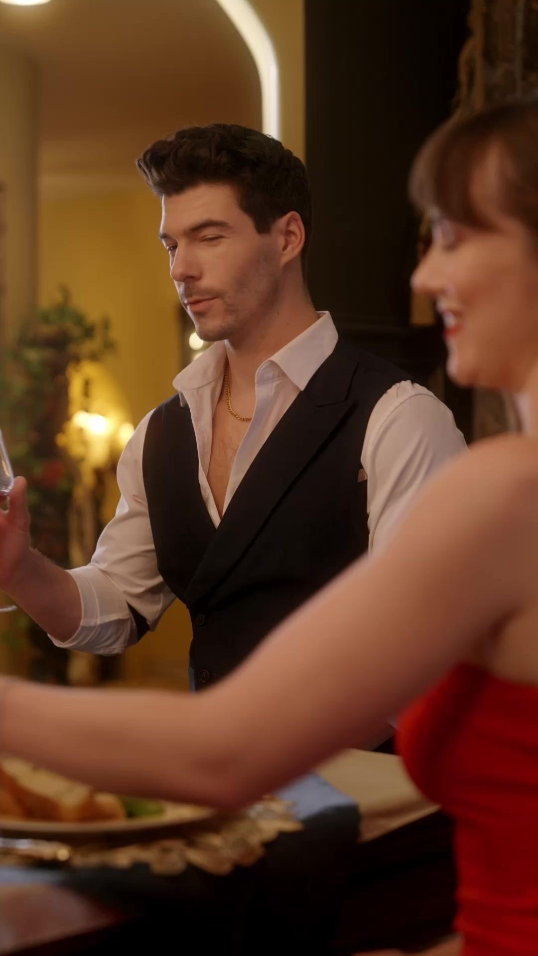 The Mafia Boss' Secret Maid