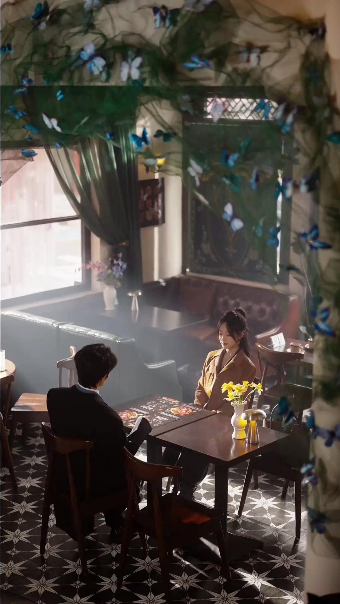 Trăng Xưa Vẫn Mãi Sáng