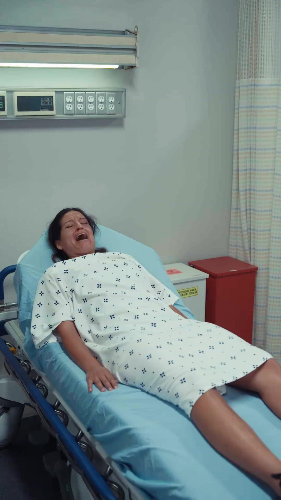 (Doublage)L'HÉRITIÈRE RENAÎT DES CENDRES