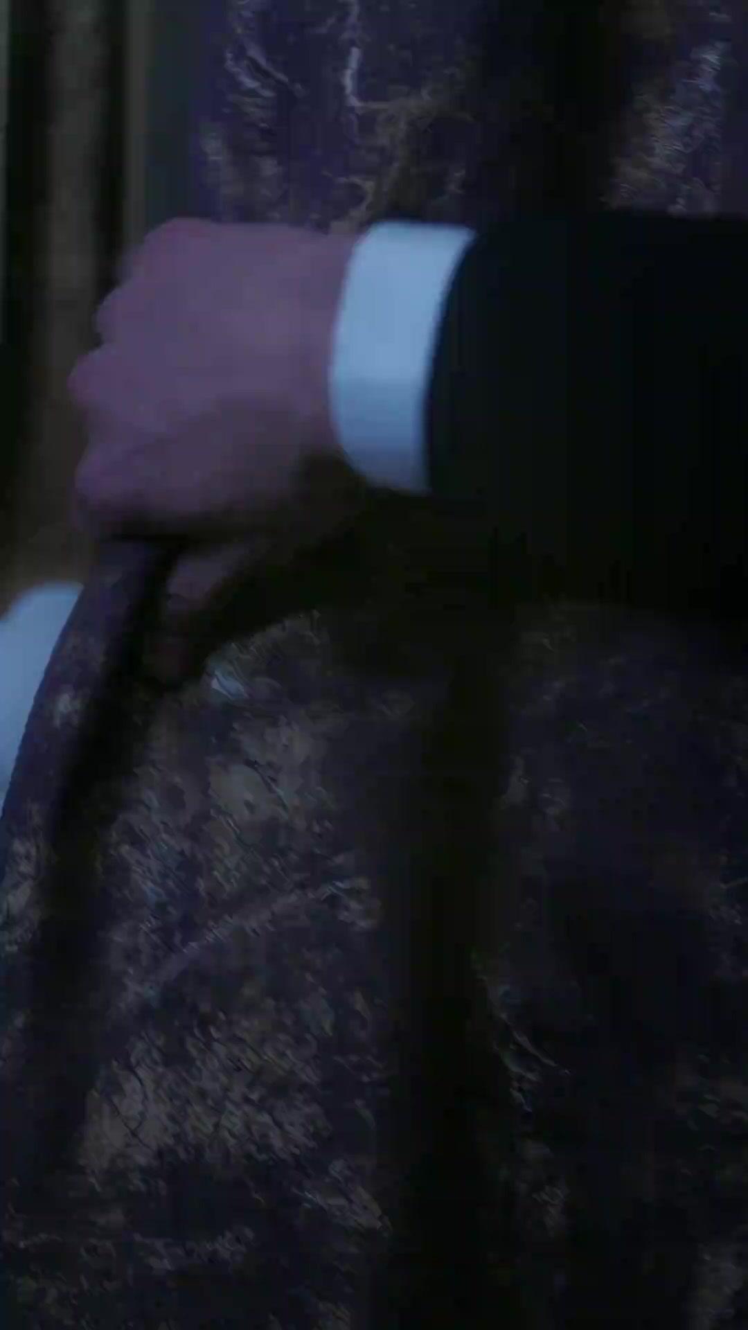 Aynadaki Yabancı Kişi