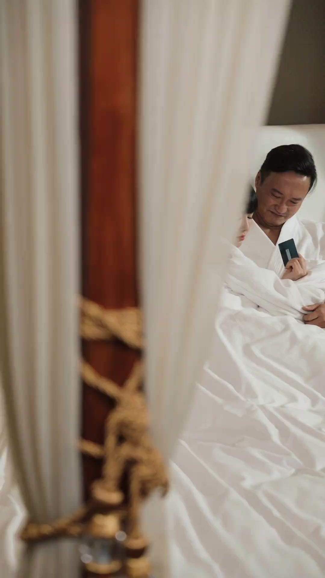 Trả Thù Chồng Cũ