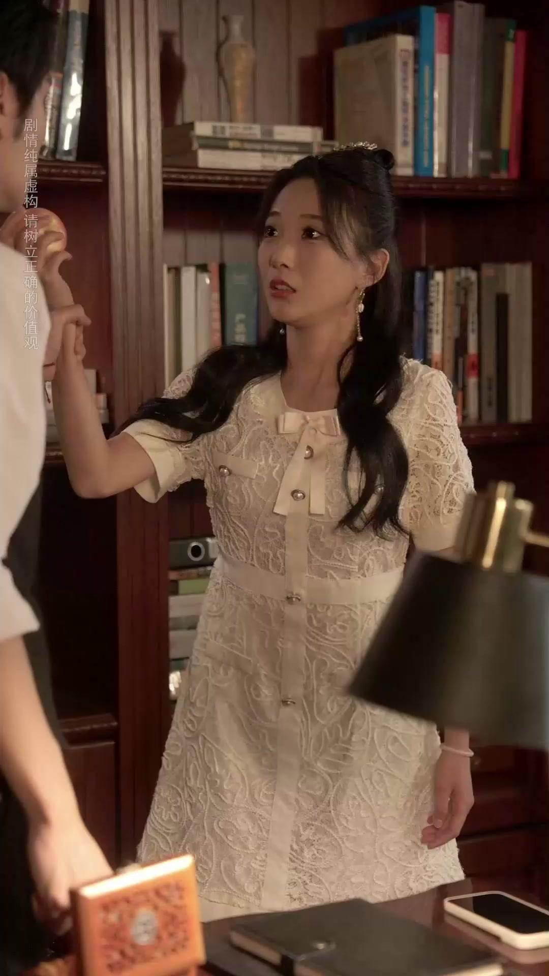 He Loves My Sis? I Swap My Groom.