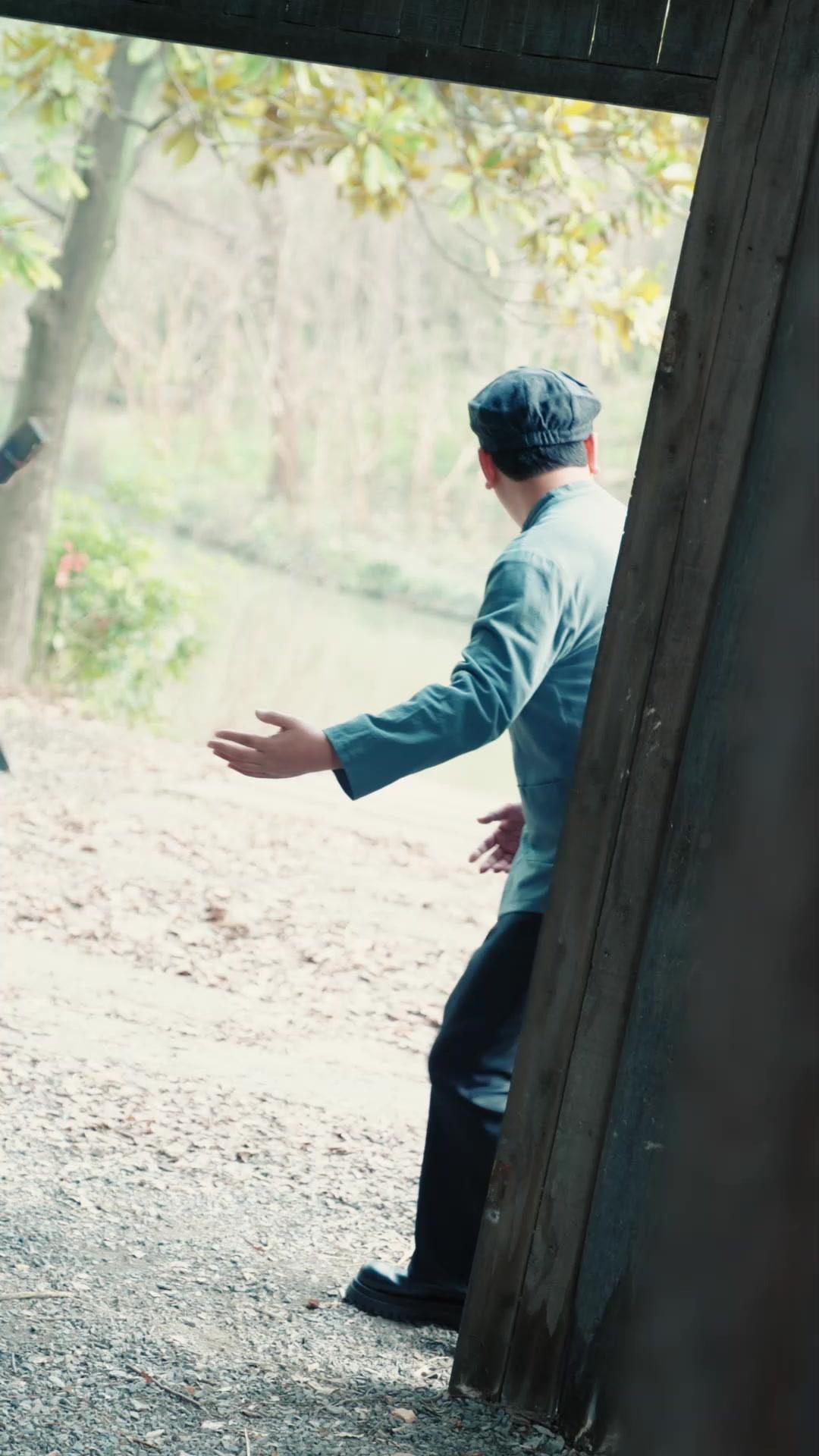 誰說玫瑰沒有槍