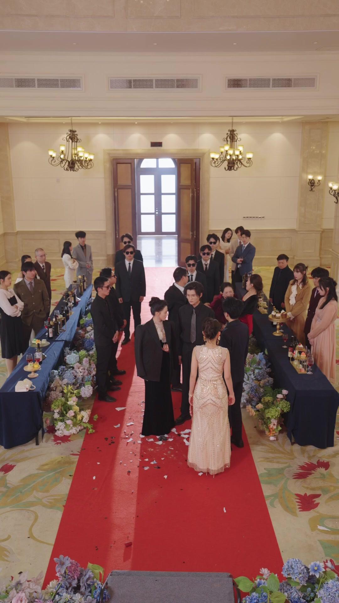 Jenseits der Berge und Meere