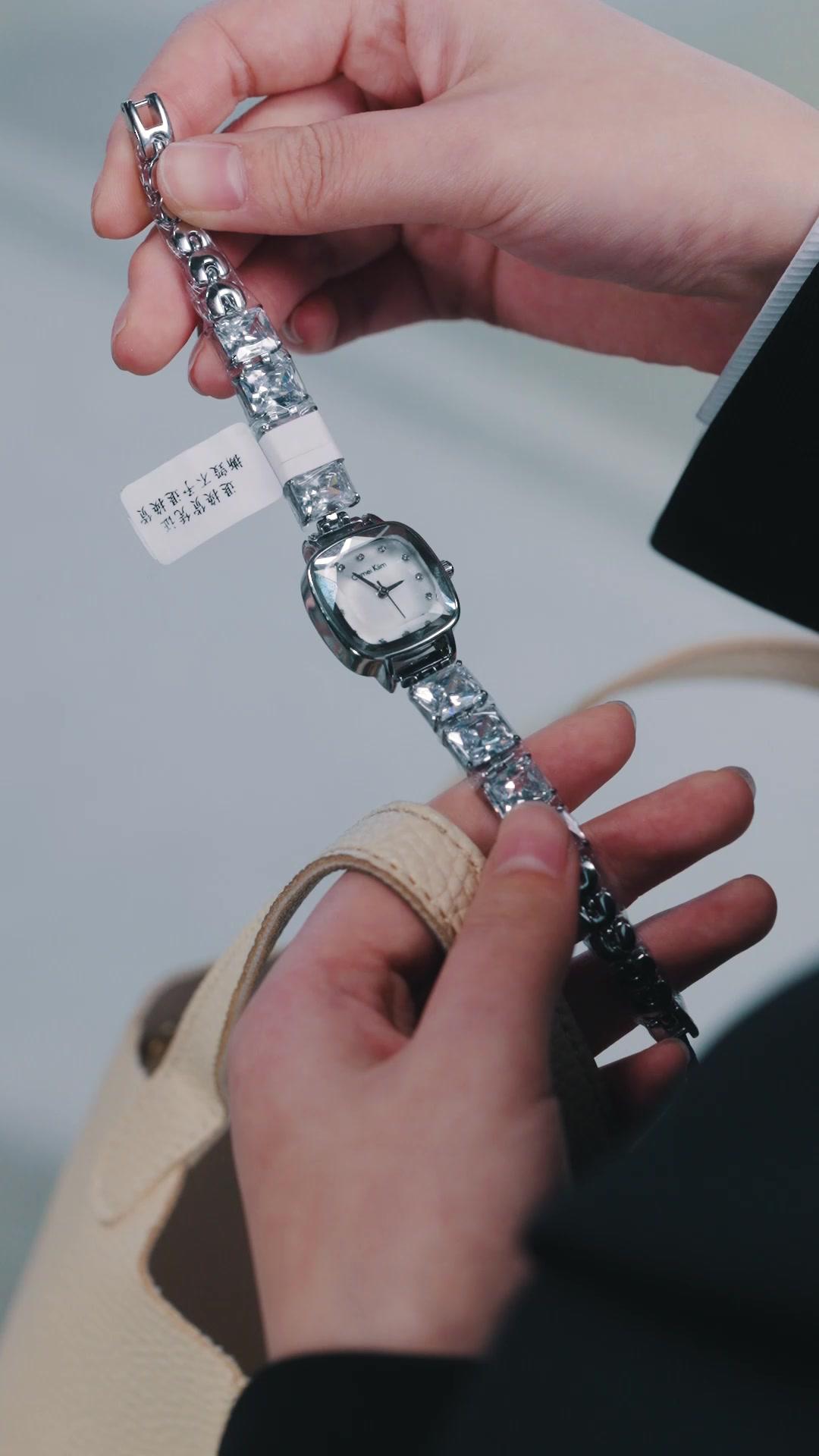 Suara Hati Dia Dibaca, Aku Menang Gila