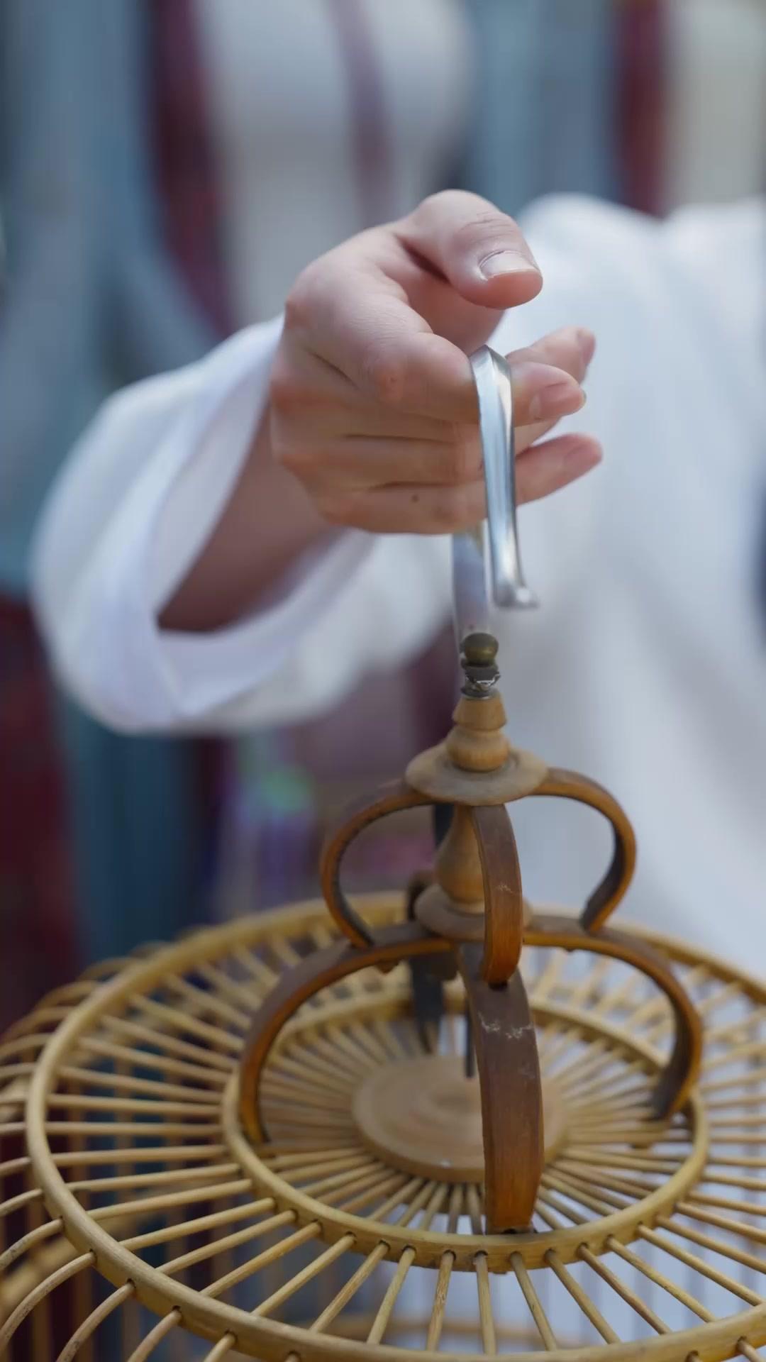 عابث سرق قلبي