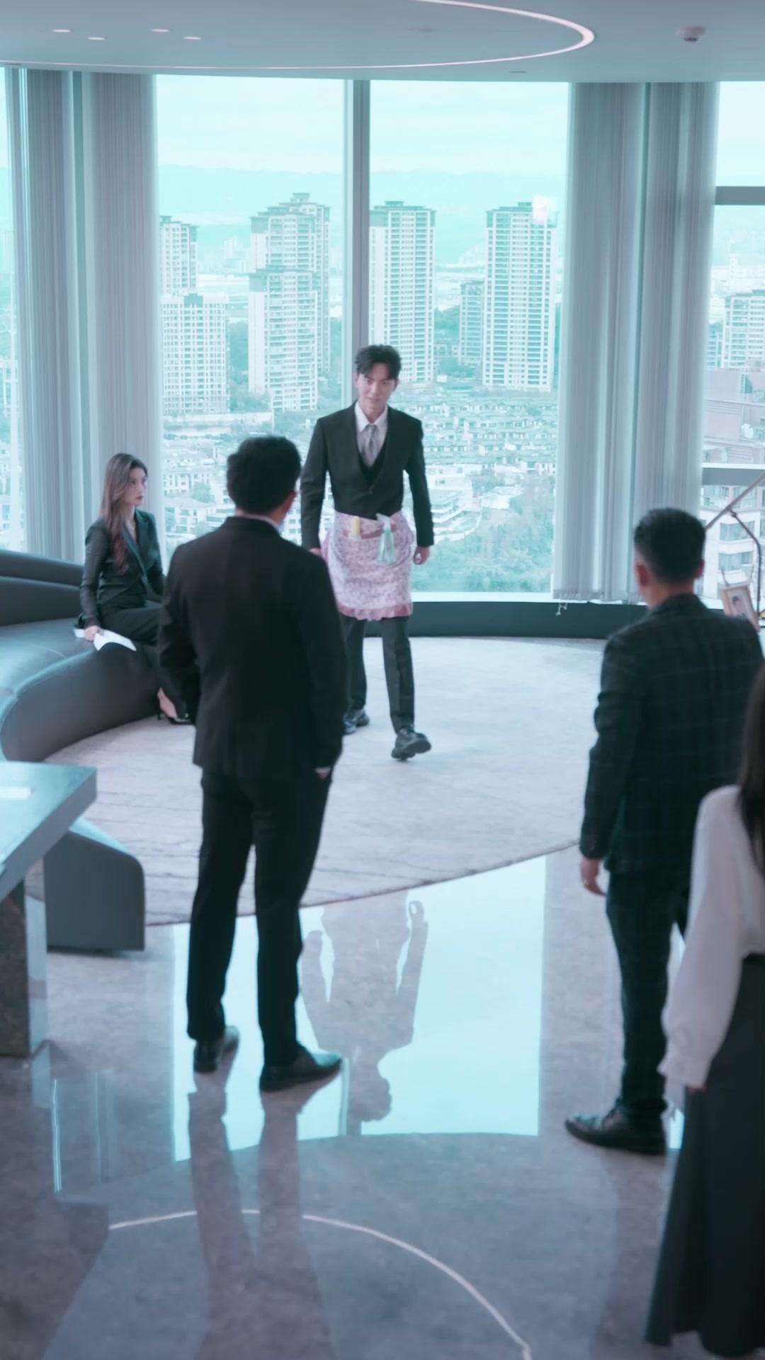 Hidden Immortal: I Became Her Bodyguard