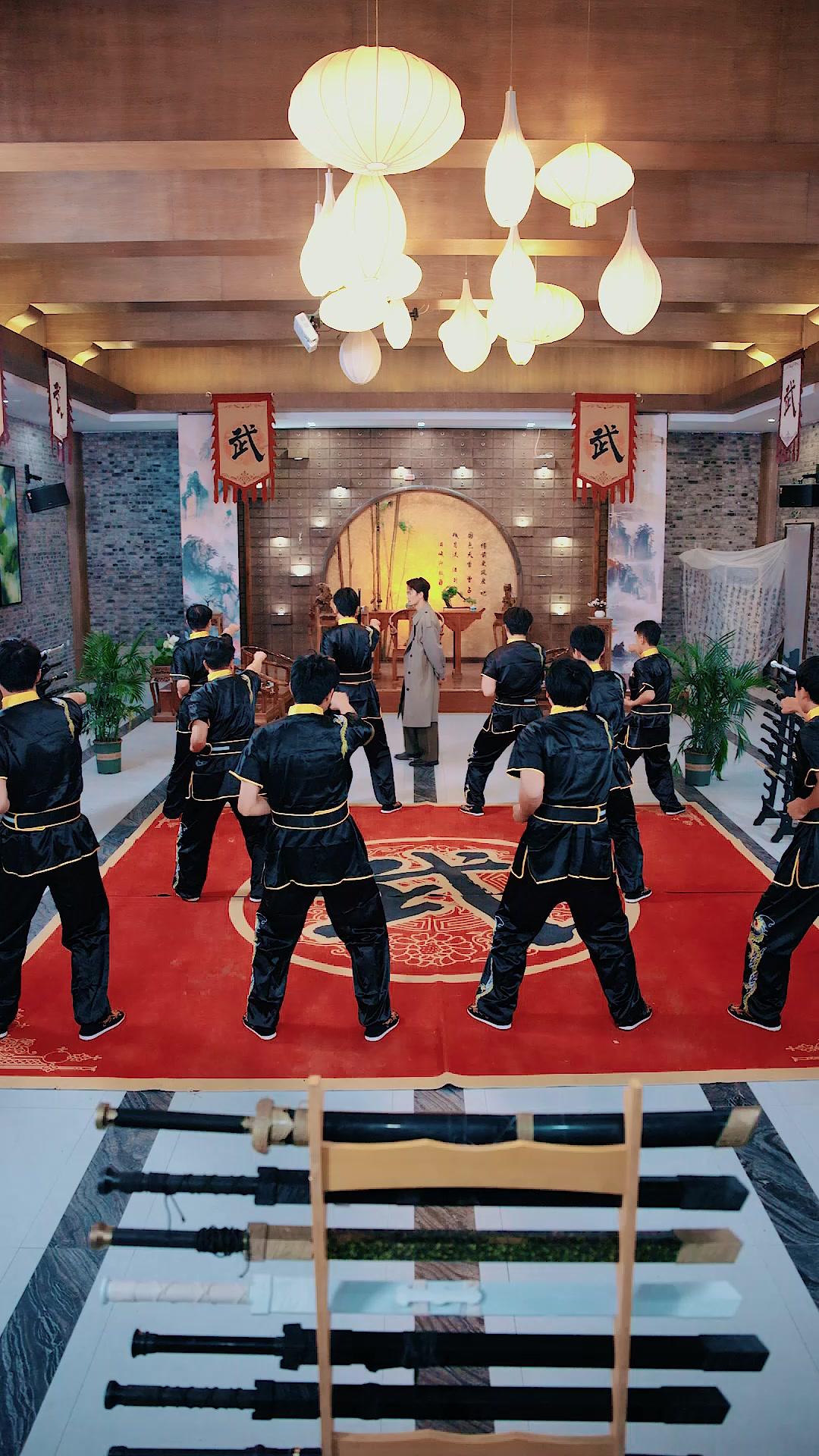 Putra Terbuang, Raja Ditakuti