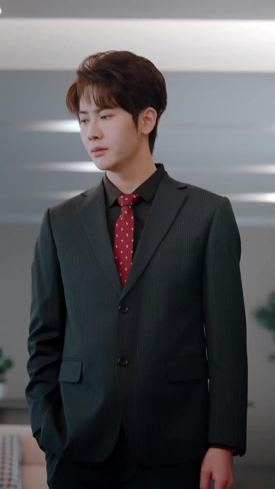 Figlio Geniale, Madre Misteriosa