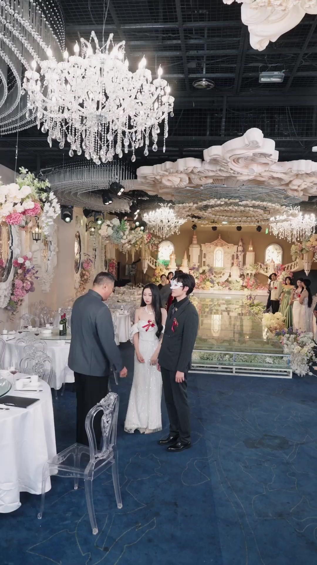 (吹き替え) 千回の裏切り：御曹司は振り向かない！