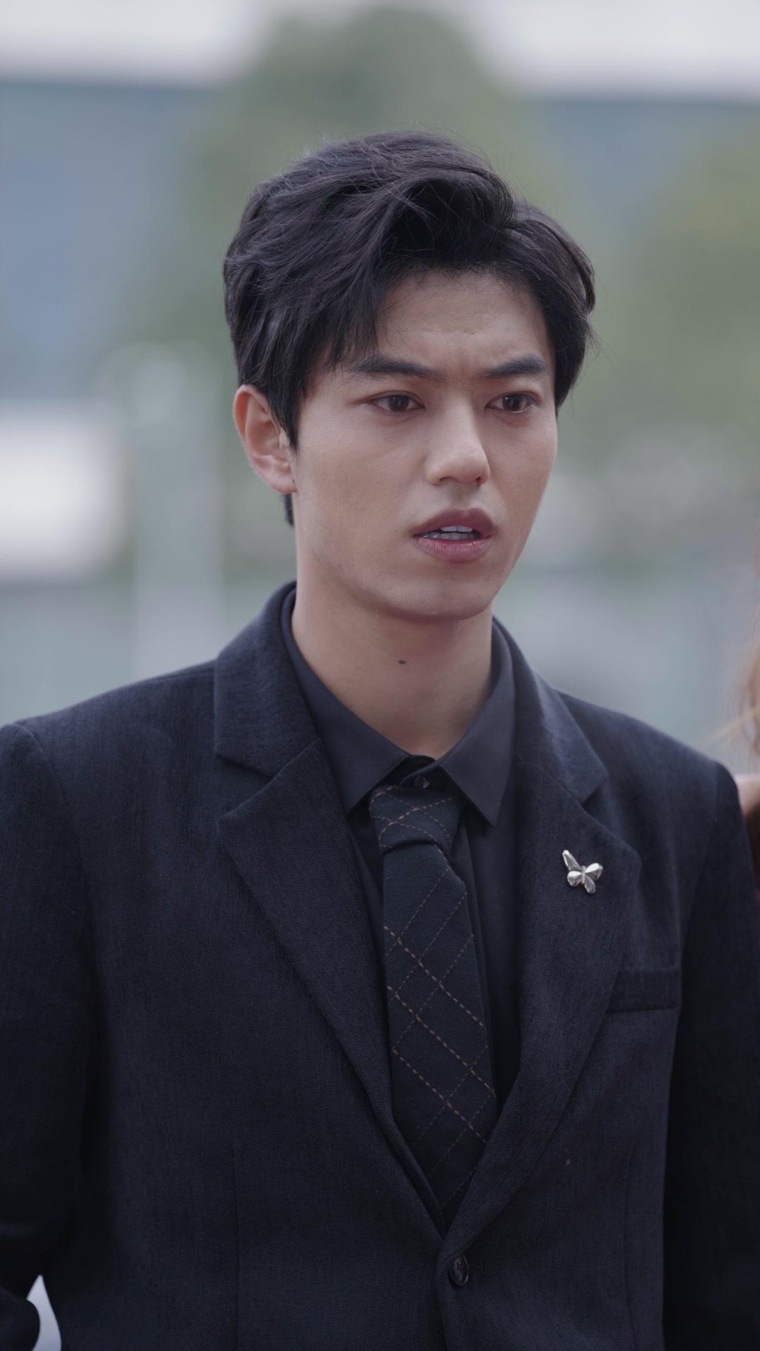 QUAND L'AMOUR N'EST QU'UN SOUVENIR