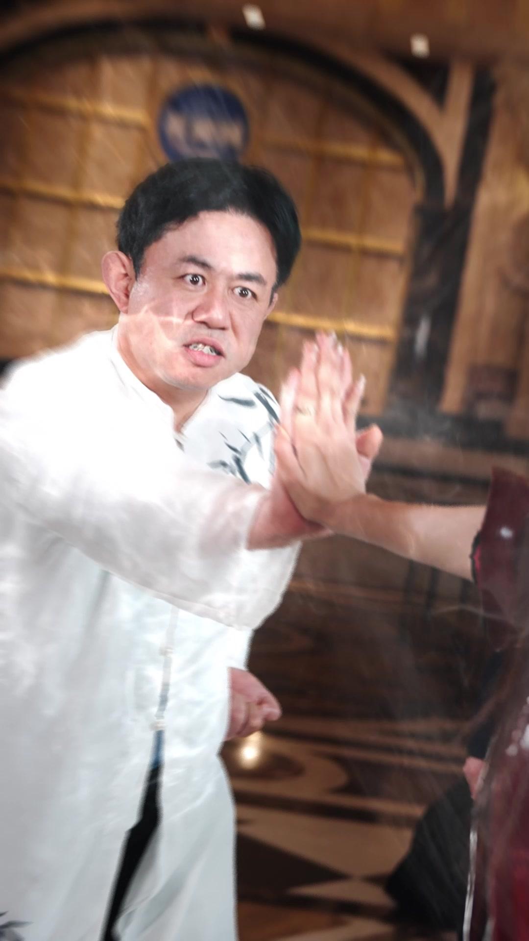 父に売られたけど 殺し屋のボスになった件