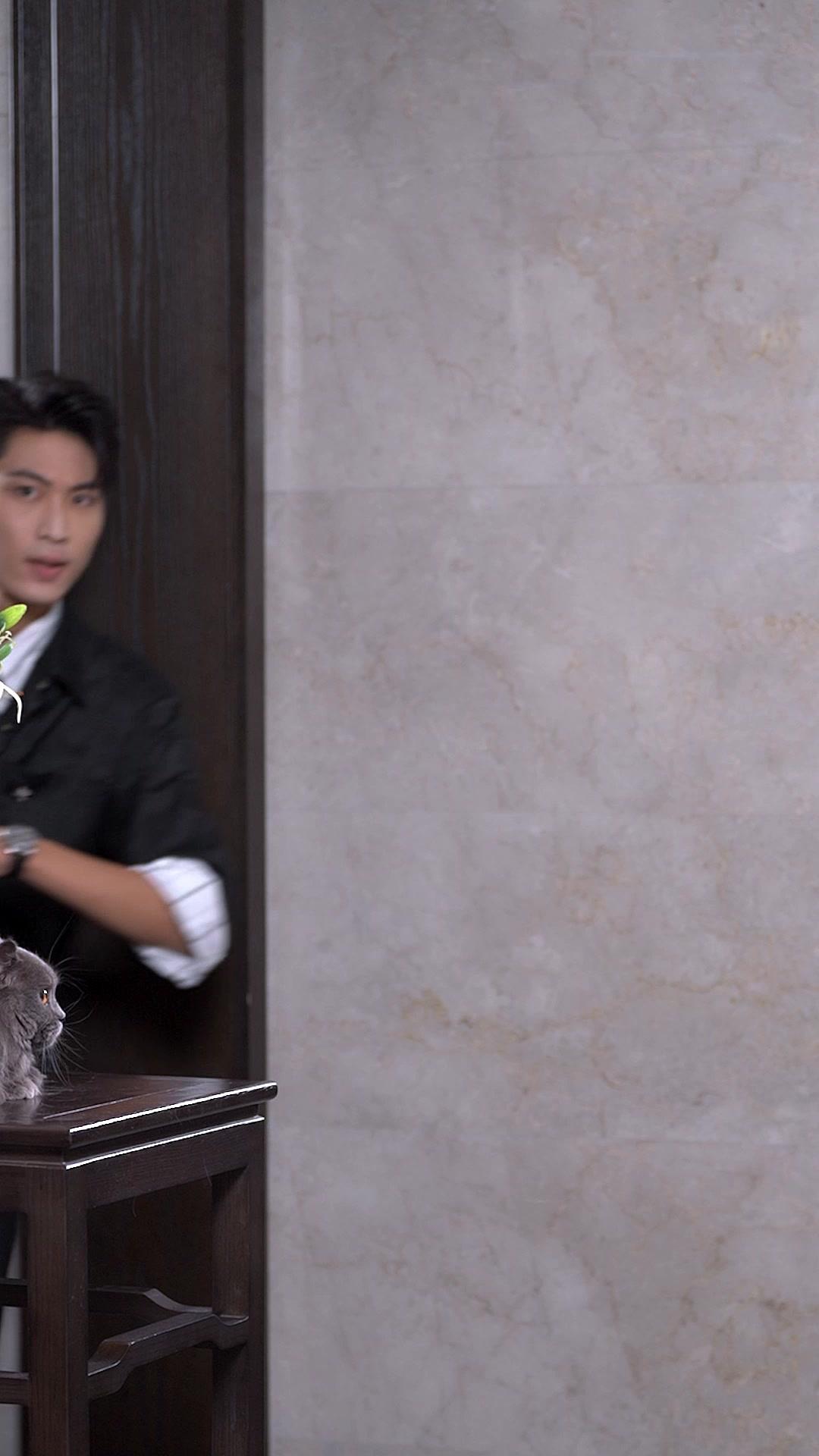 ¿No soy su esposa legítima?