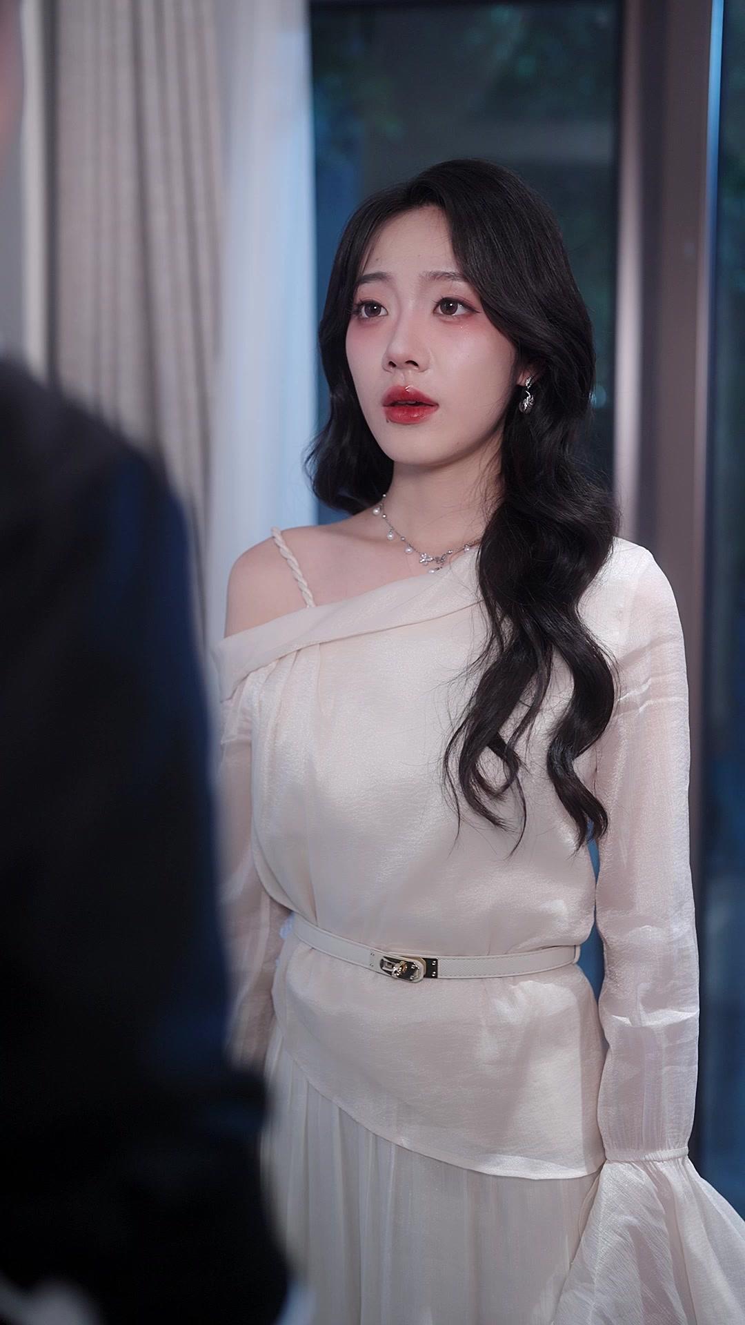 Bunga Berduri di Ruang Sidang