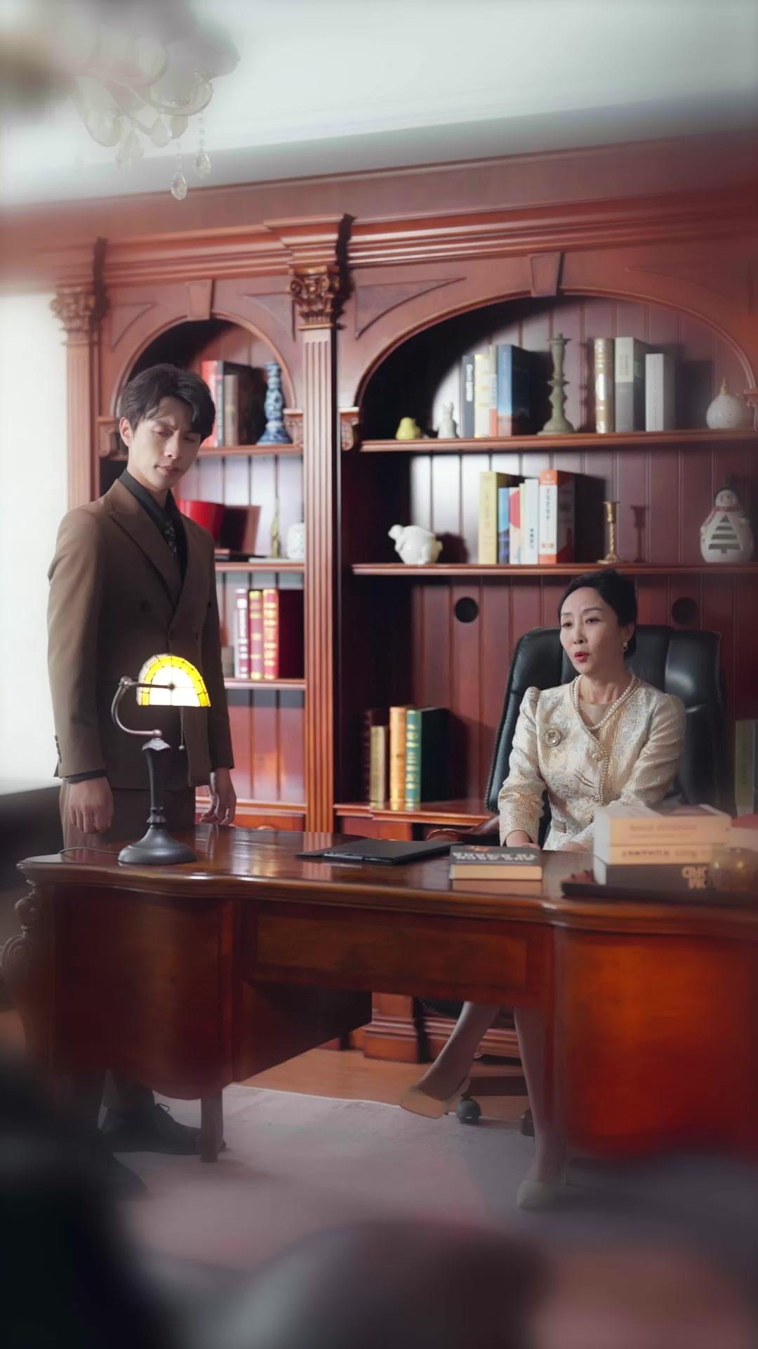 Dusta Terbongkar, Cinta Bermahkota